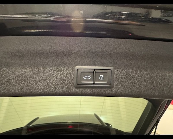 Immagine di Audi A6 Avant S line edition 40 TDI quattro 150 kW (204 CV) S tronic - Vista: for more details contact your dealer