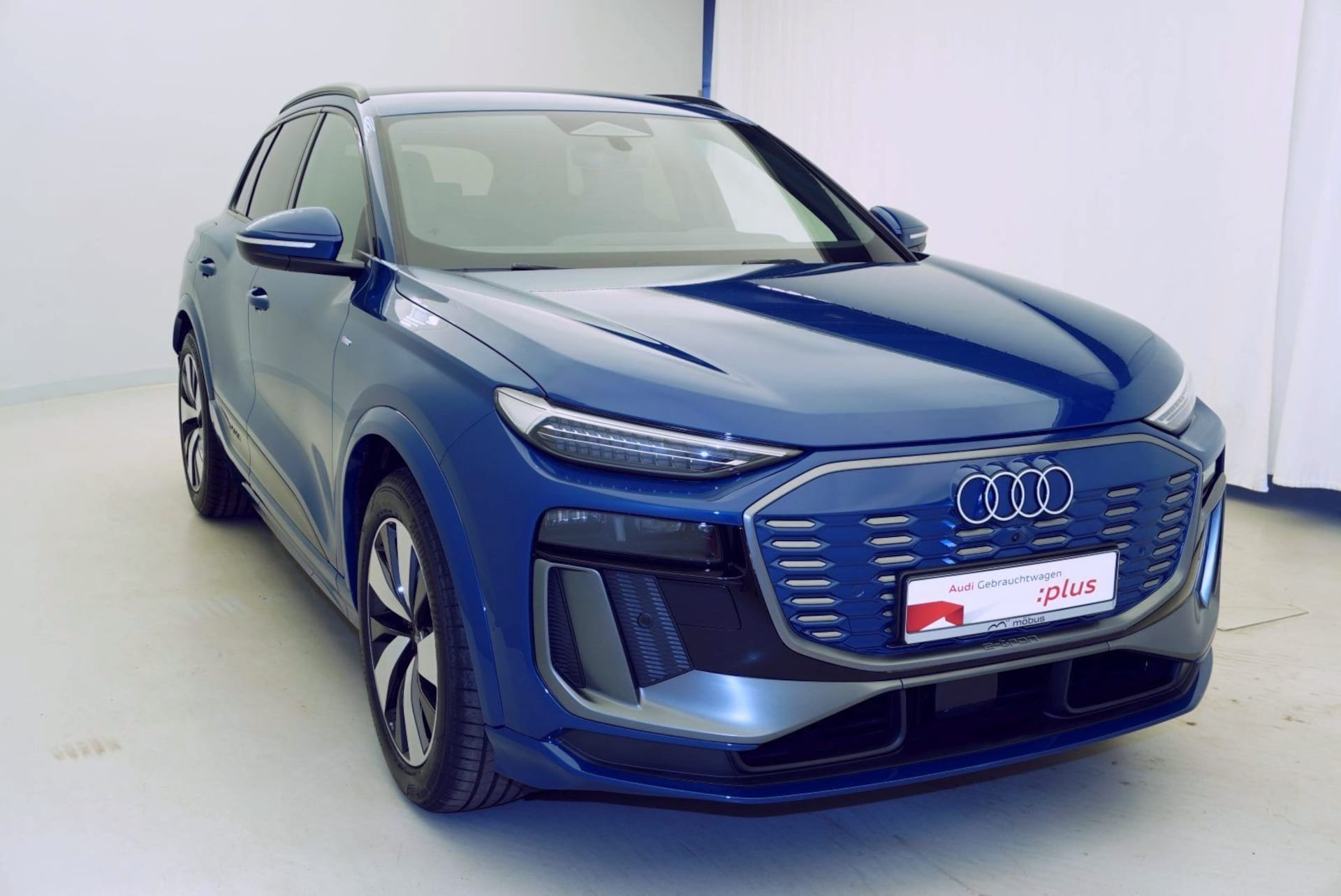 Audi Q6 SUV e-tron