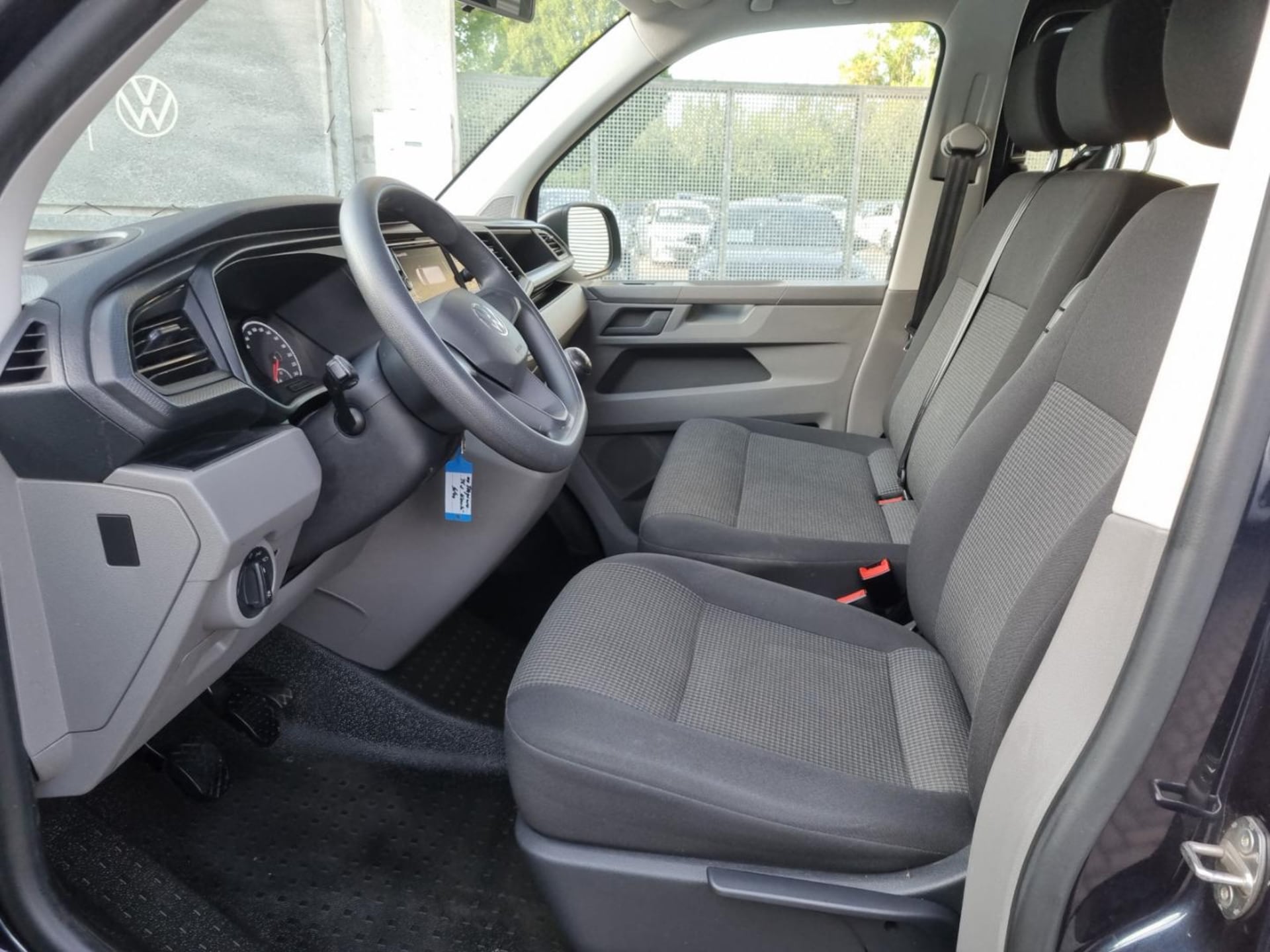 Volkswagen T6.1 Transporter Kombi kurzer Radstand