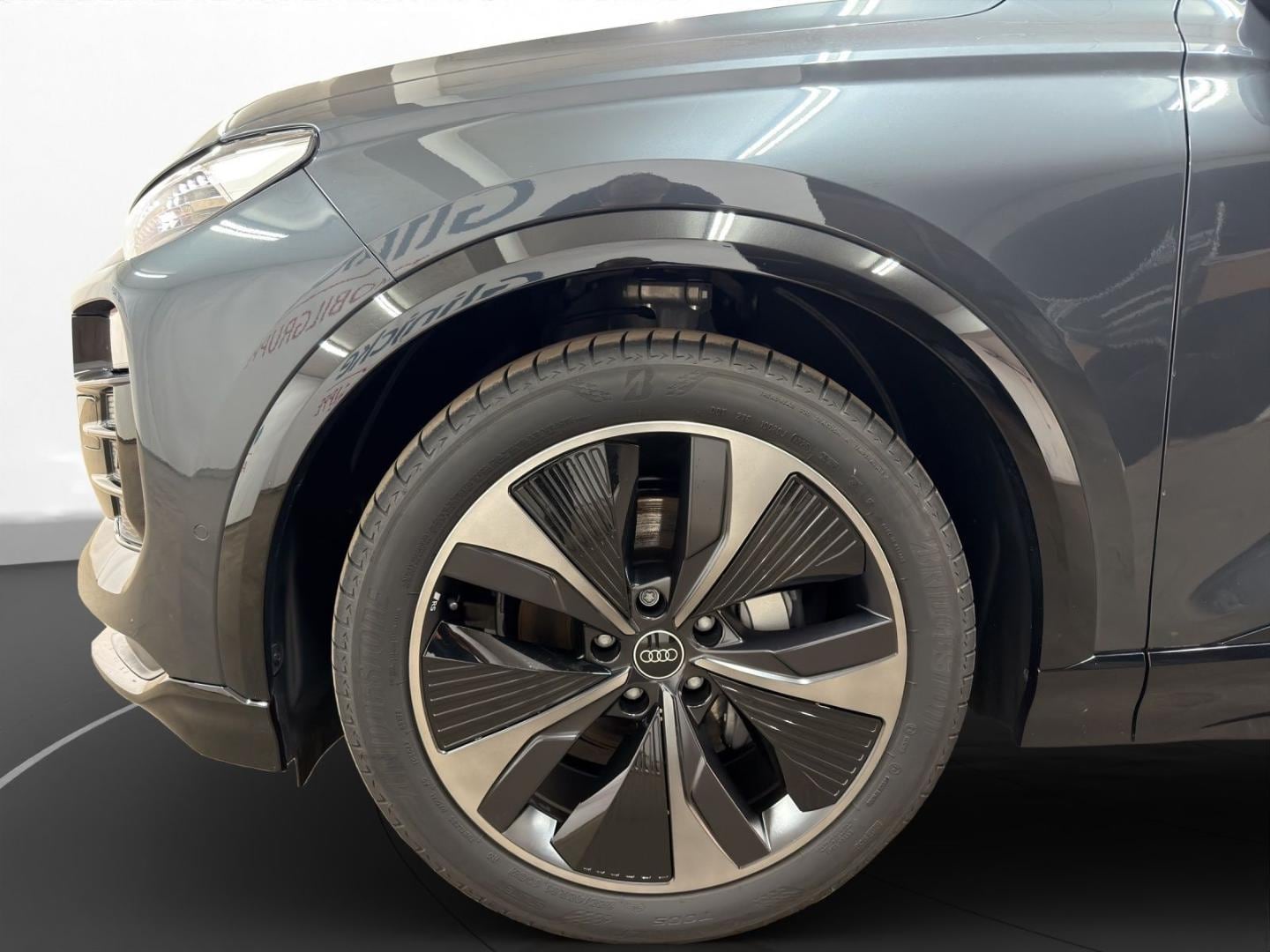 Bild über Audi Q6 SUV e-tron e-tron - für weitere Informationen kontaktieren Sie den Audi Partner