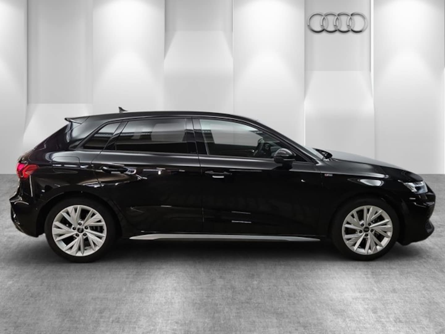 Bild über Audi A3 Sportback S line 35 TFSI S tronic - für weitere Informationen kontaktieren Sie den Audi Partner