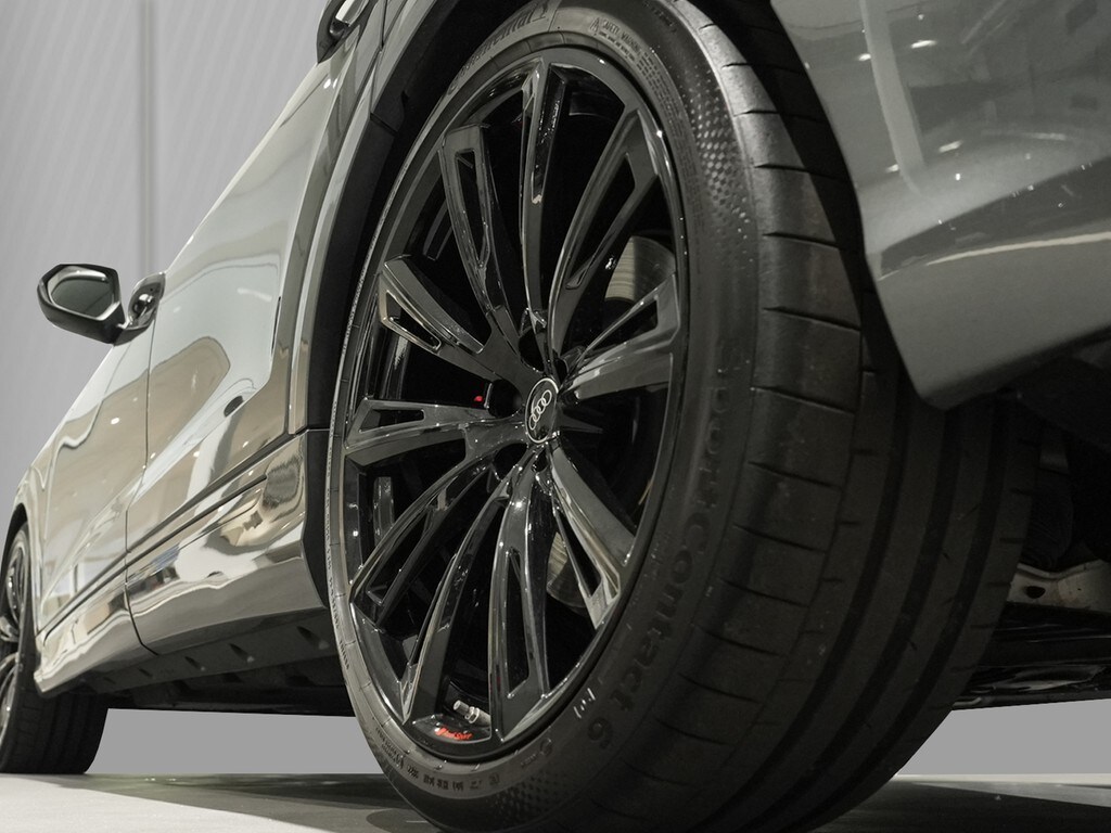 Image about Audi SQ8 TFSI quattro tiptronic