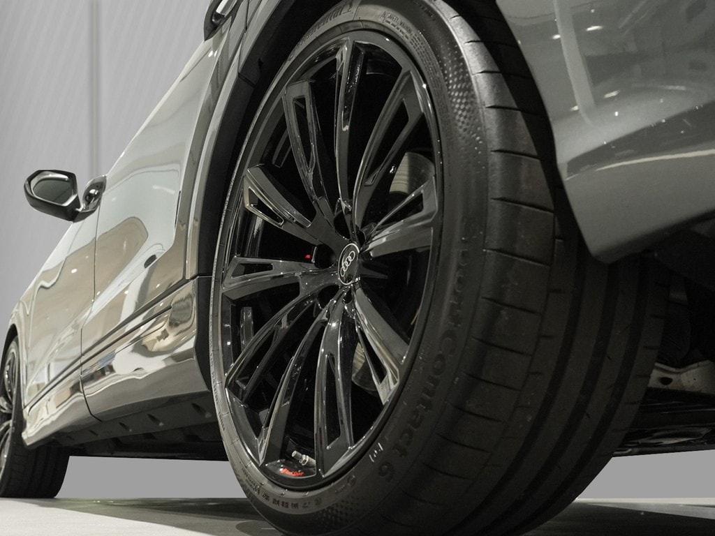 Image about Audi SQ8 TFSI quattro tiptronic