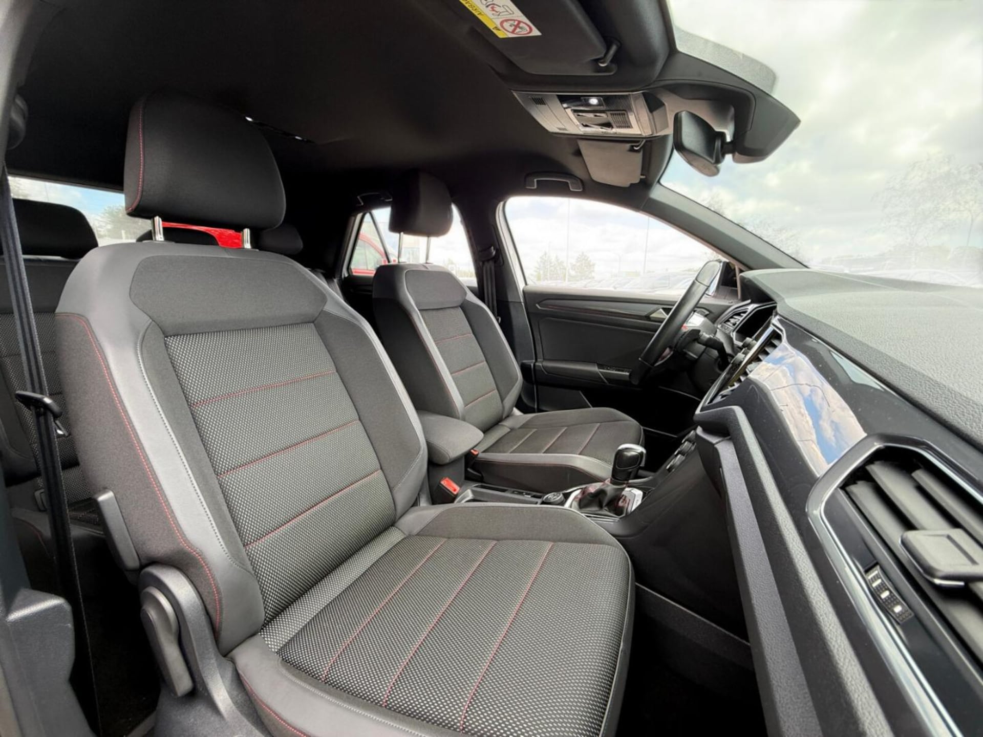 Volkswagen T-Roc Sport