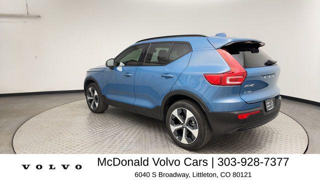2024 Volvo XC40