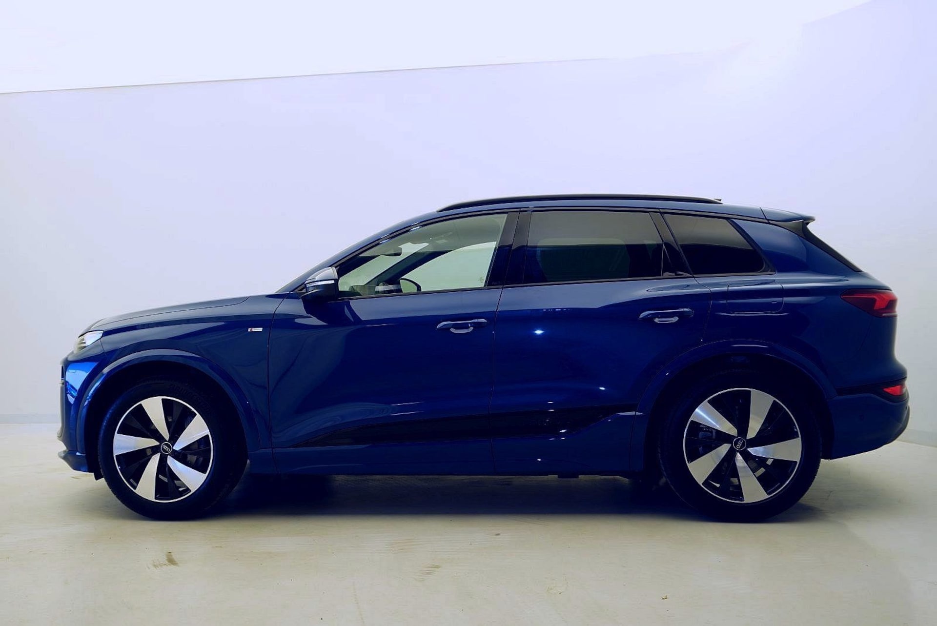 Audi Q6 SUV e-tron