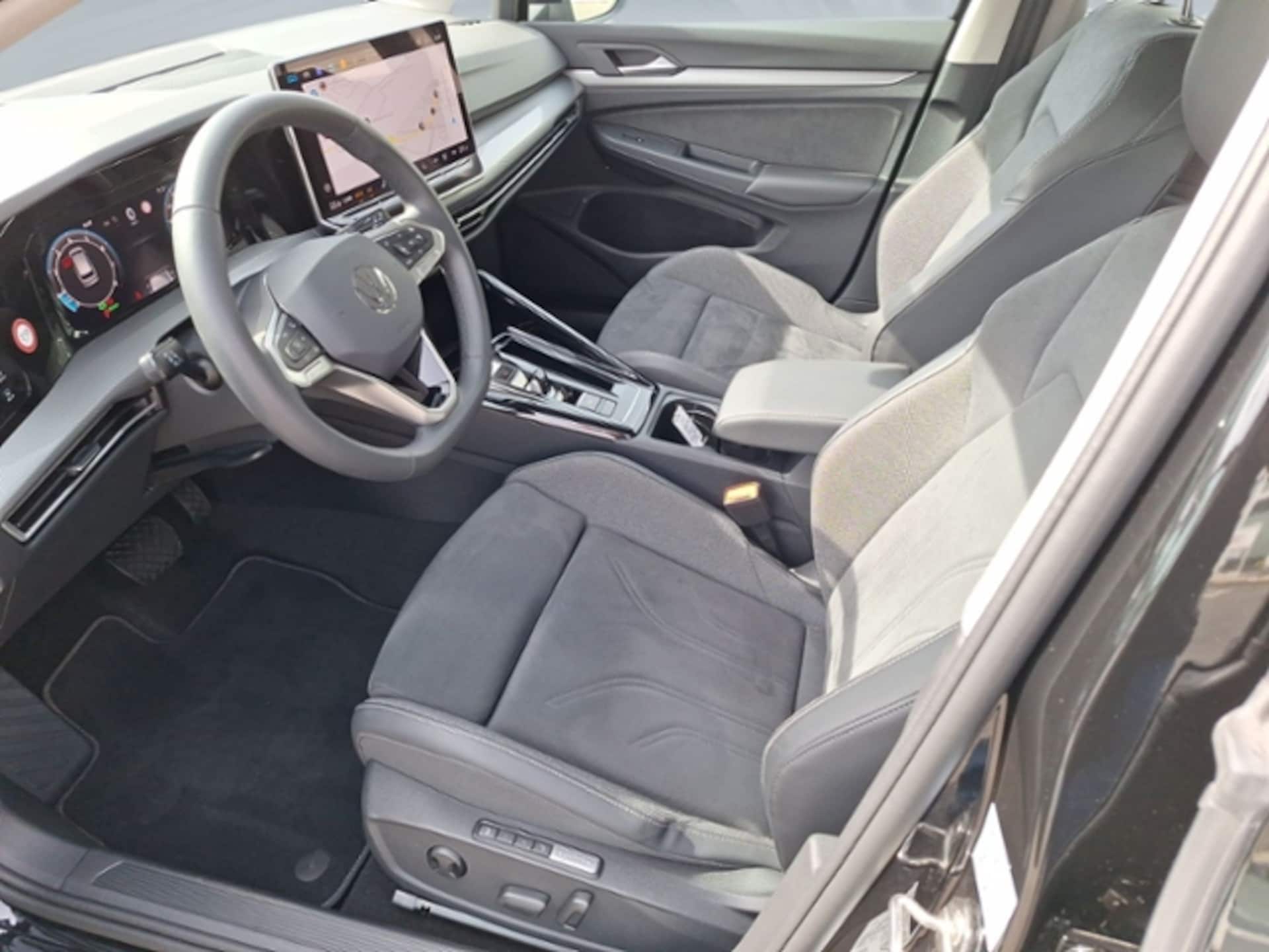 Volkswagen Golf Variant Style