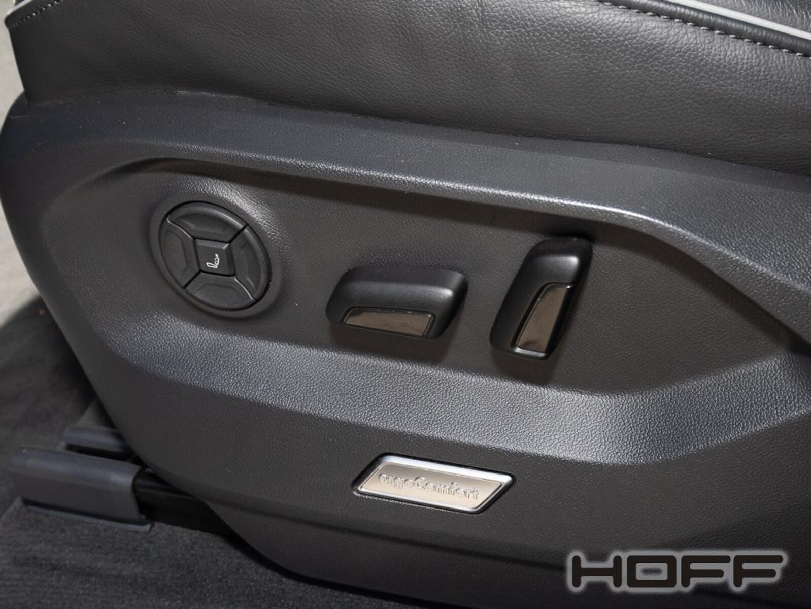 Volkswagen Touareg – Bild 12