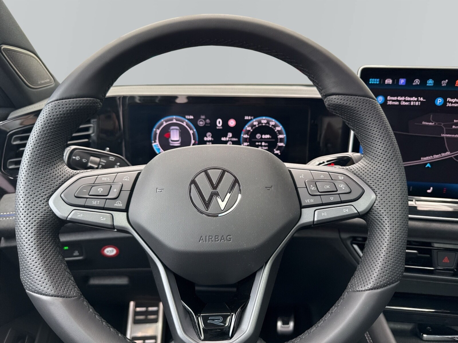 Volkswagen Tiguan – Bild 12