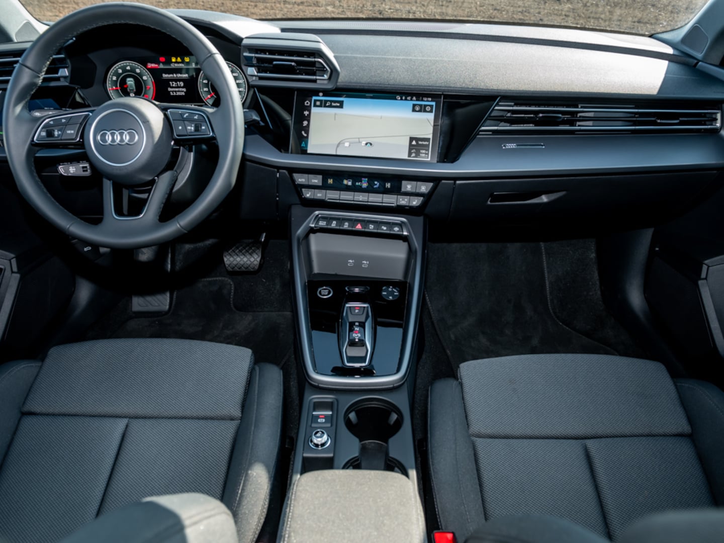Bild über Audi A3 Sportback advanced 30 TFSI S tronic - für weitere Informationen kontaktieren Sie den Audi Partner