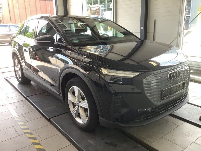 Image about Audi Q4 e-tron 40 e-tron