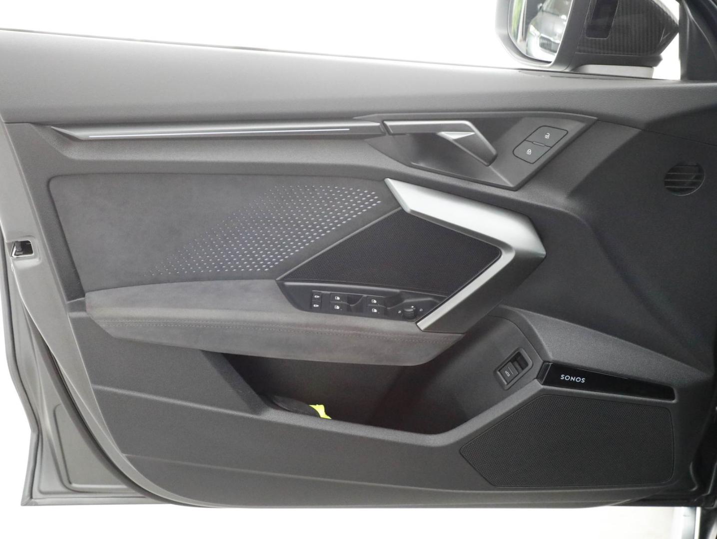 Image about Audi RS 3 Sportback TFSI quattro S tronic
