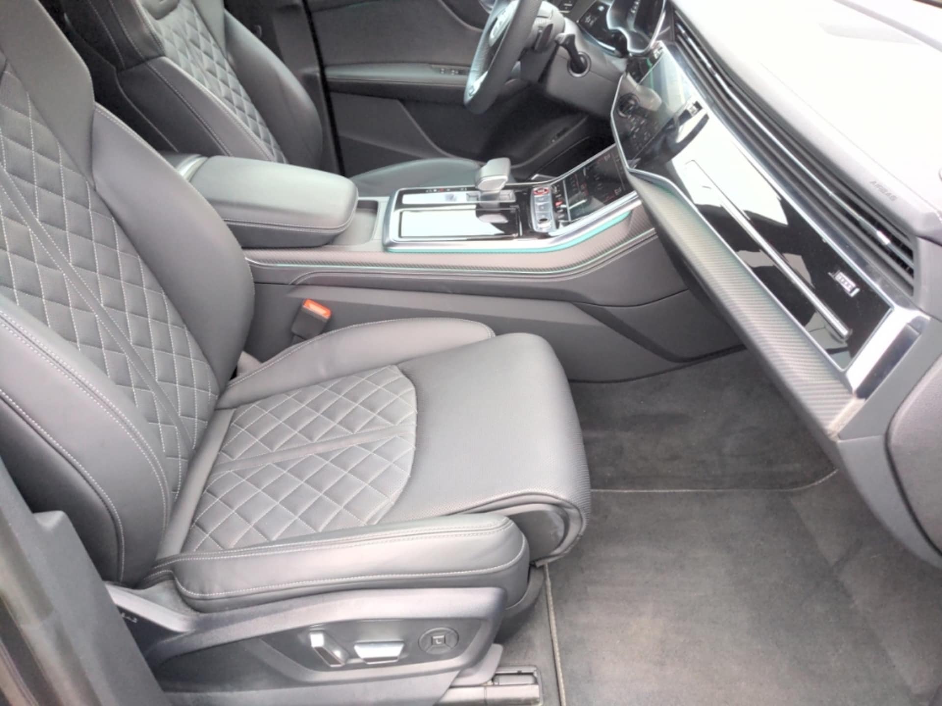 Audi SQ8 SUV