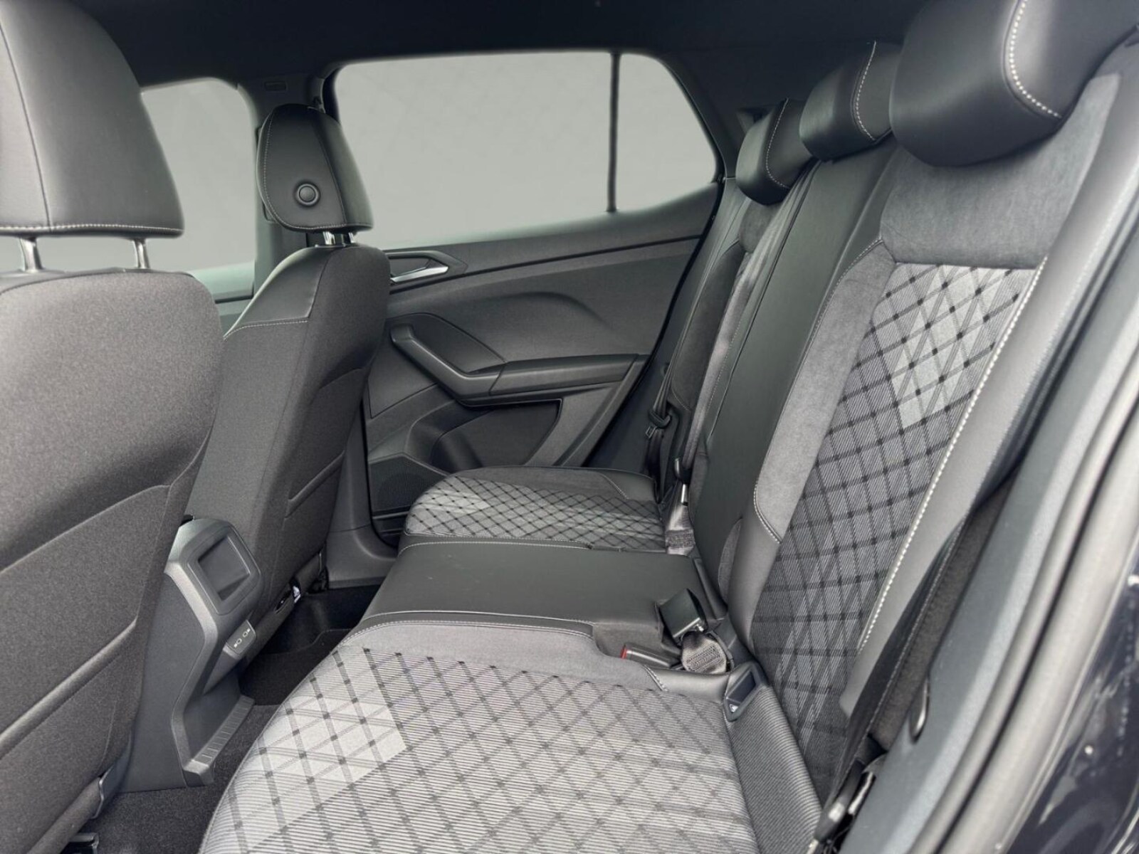 Volkswagen T-Cross – Bild 16