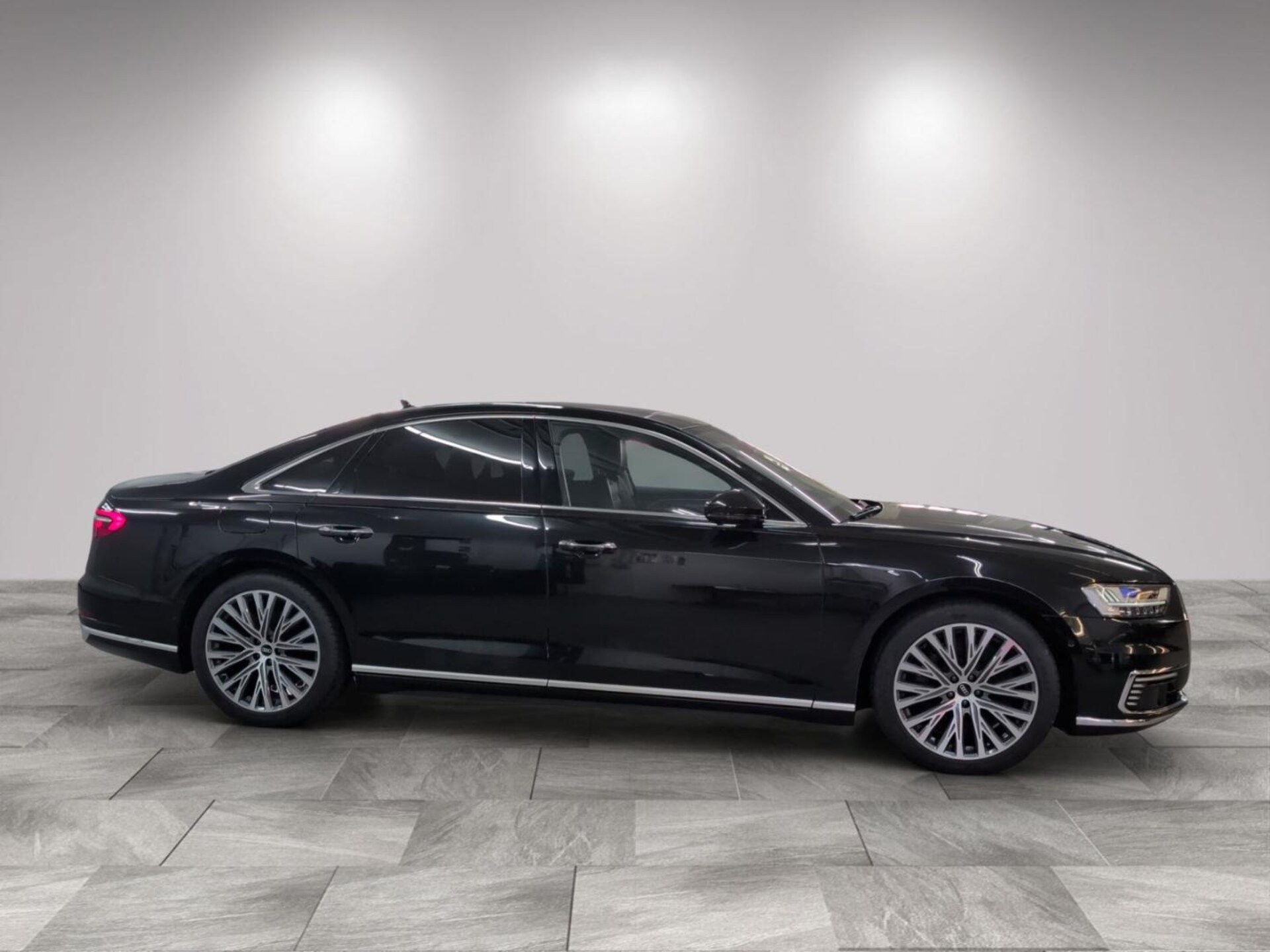 Audi A8 TFSI e