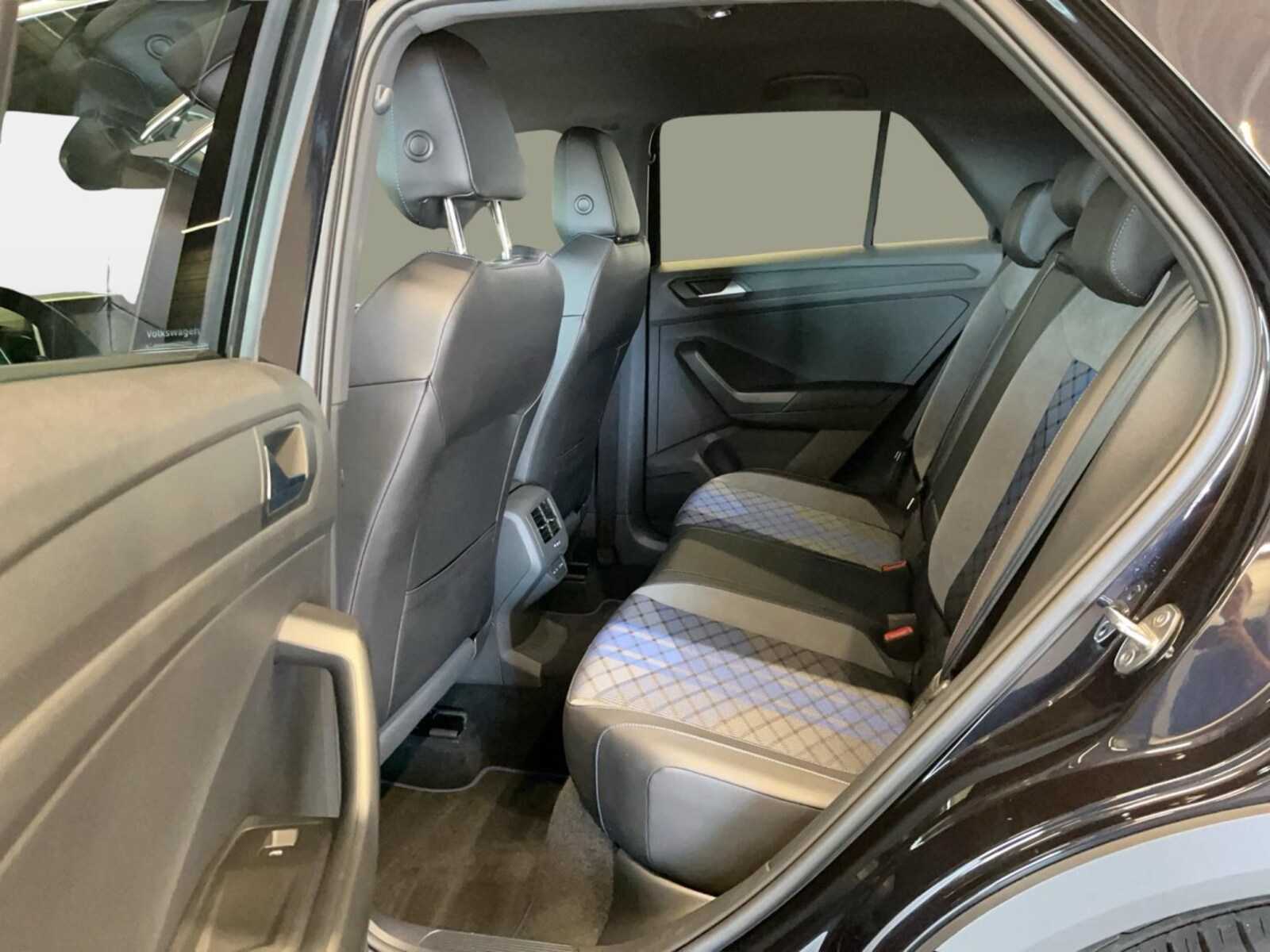 Volkswagen T-Roc – Bild 11