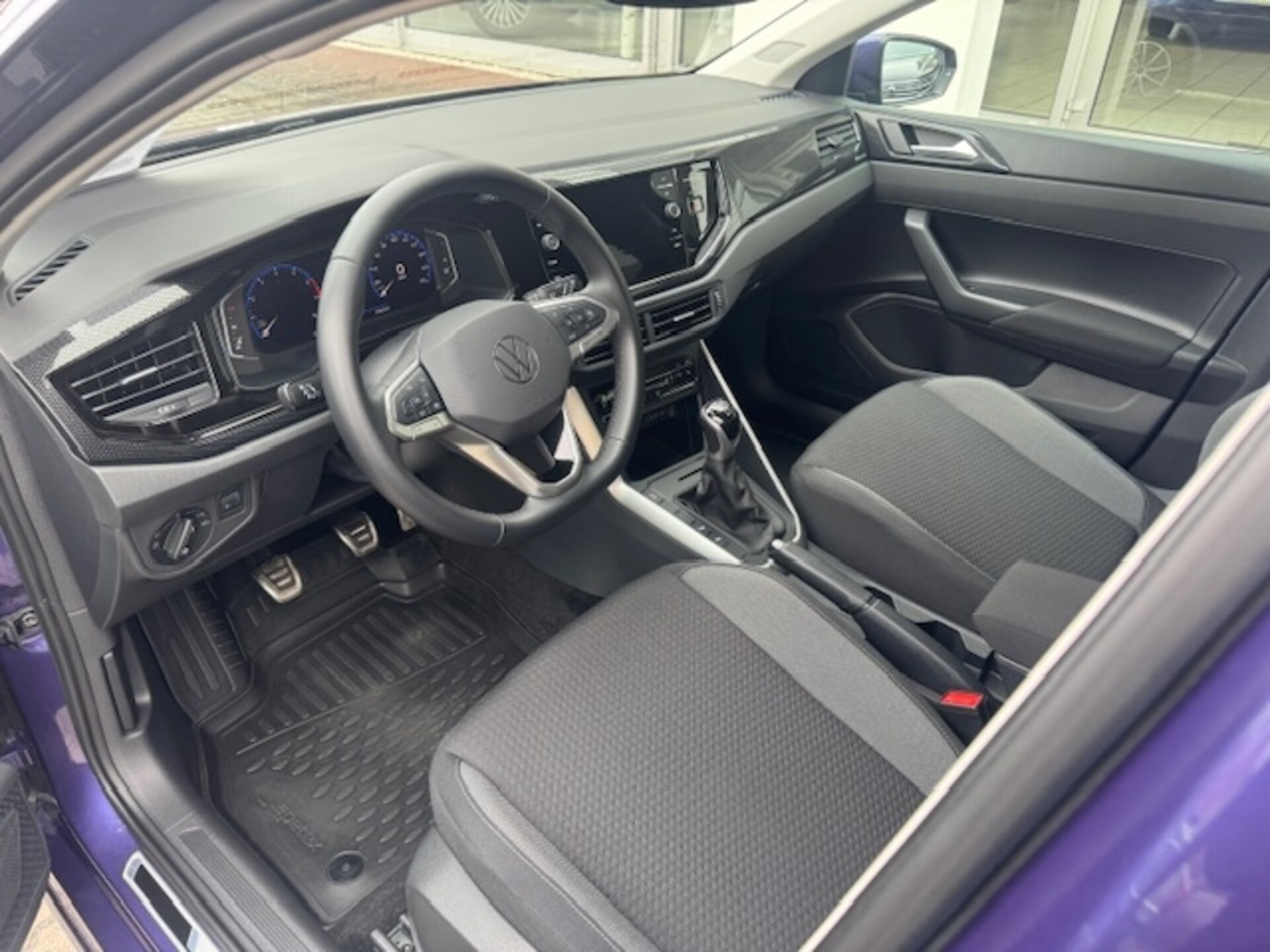 Volkswagen Polo Active