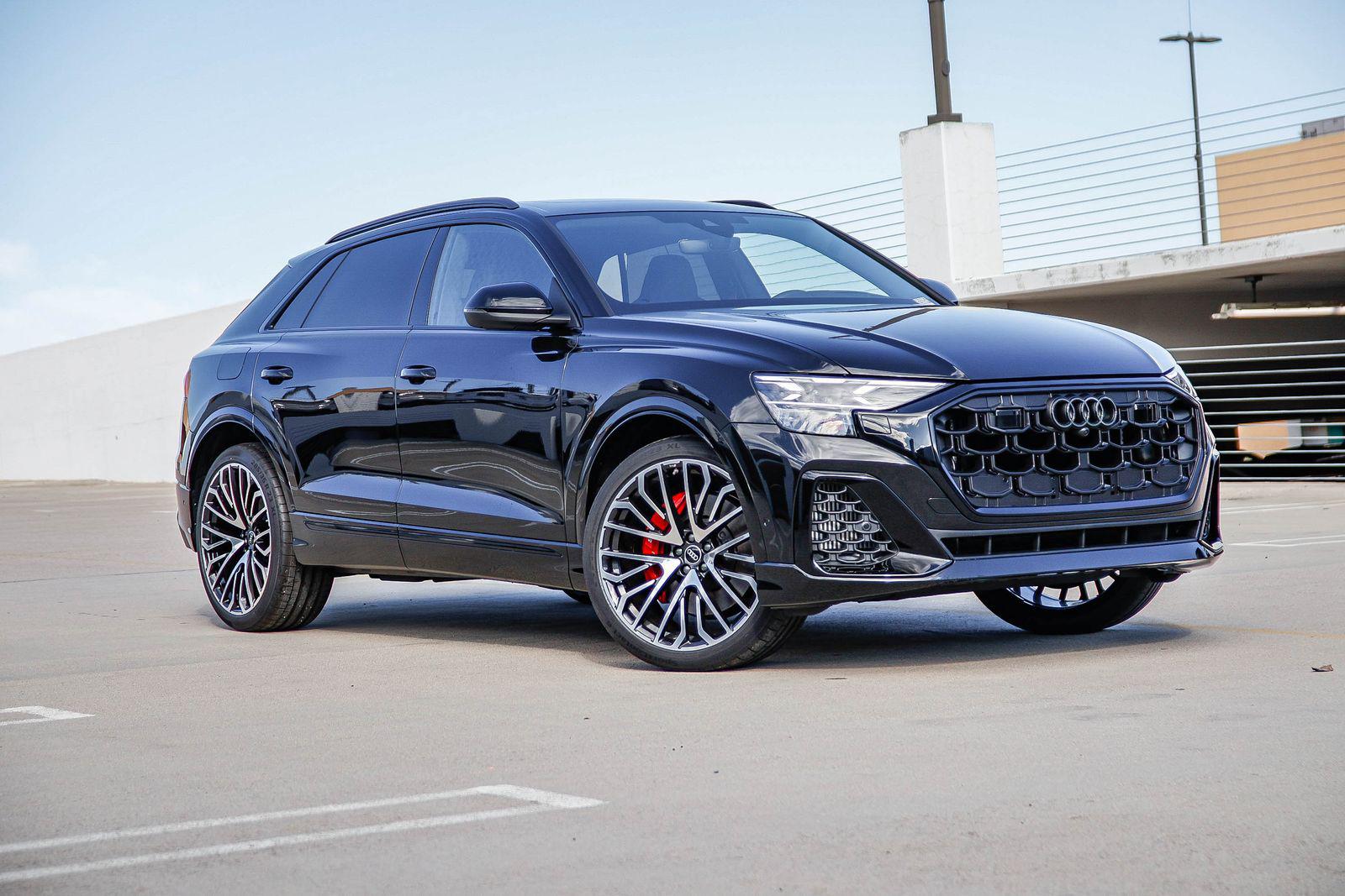 2026 Audi SQ8 Prestige quattro's photo