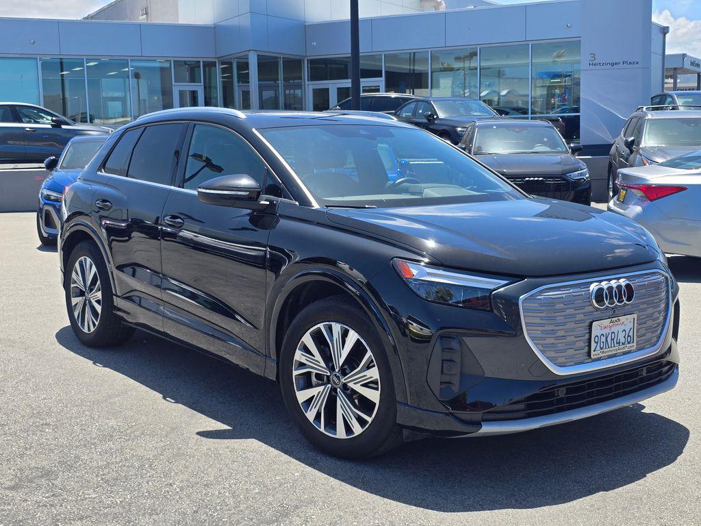 2023 Audi Q4 e-tron 40 Premium's photo