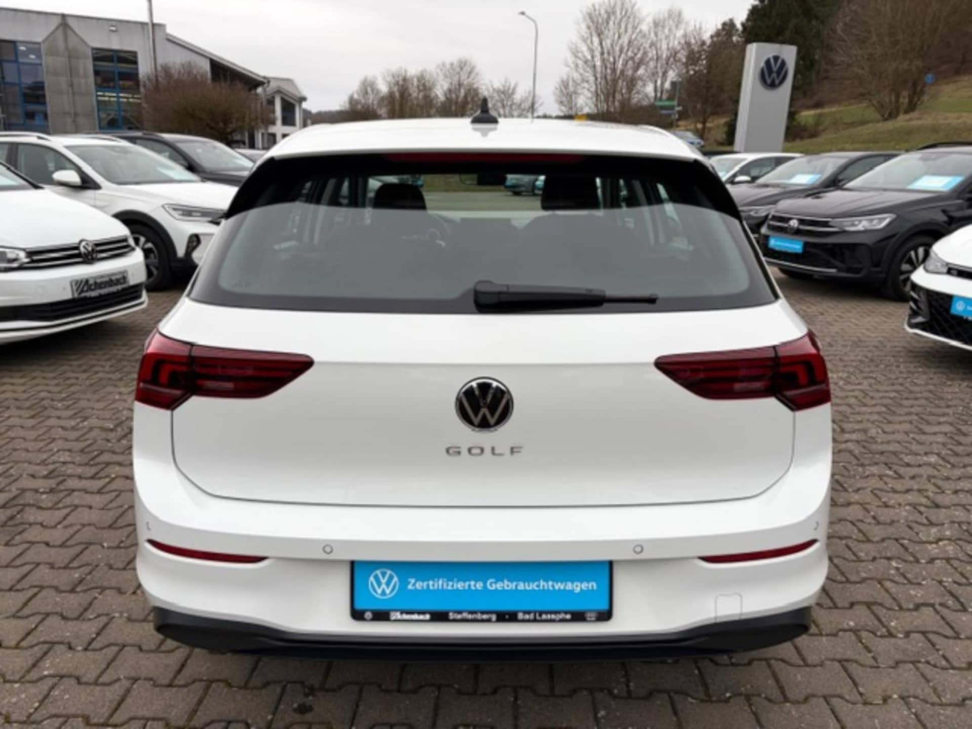 Volkswagen Golf Life