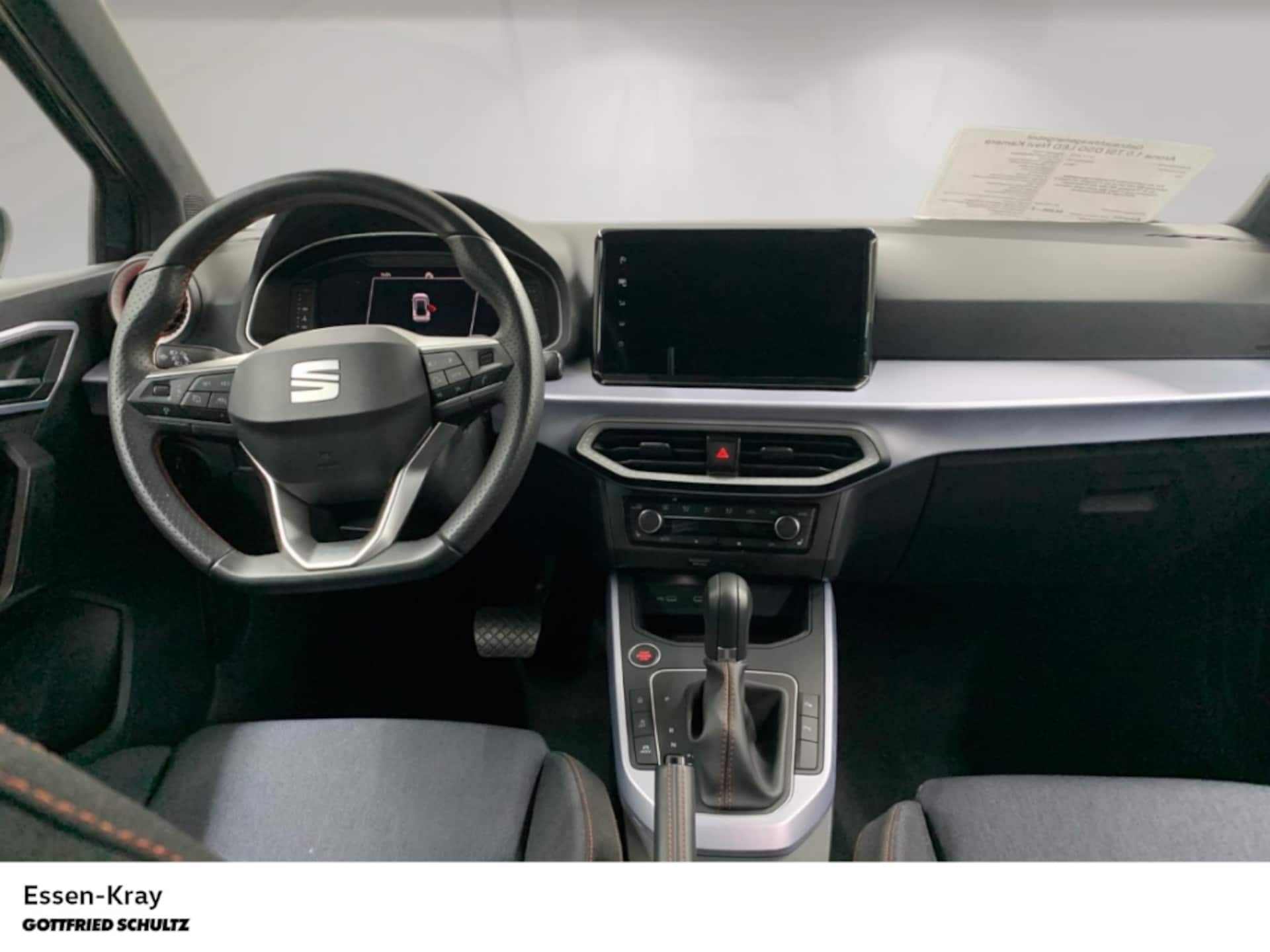 SEAT Arona FR
