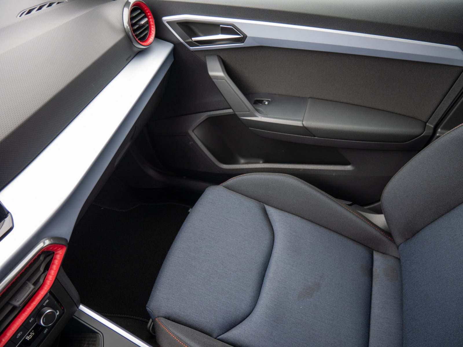 SEAT Arona – Bild 13