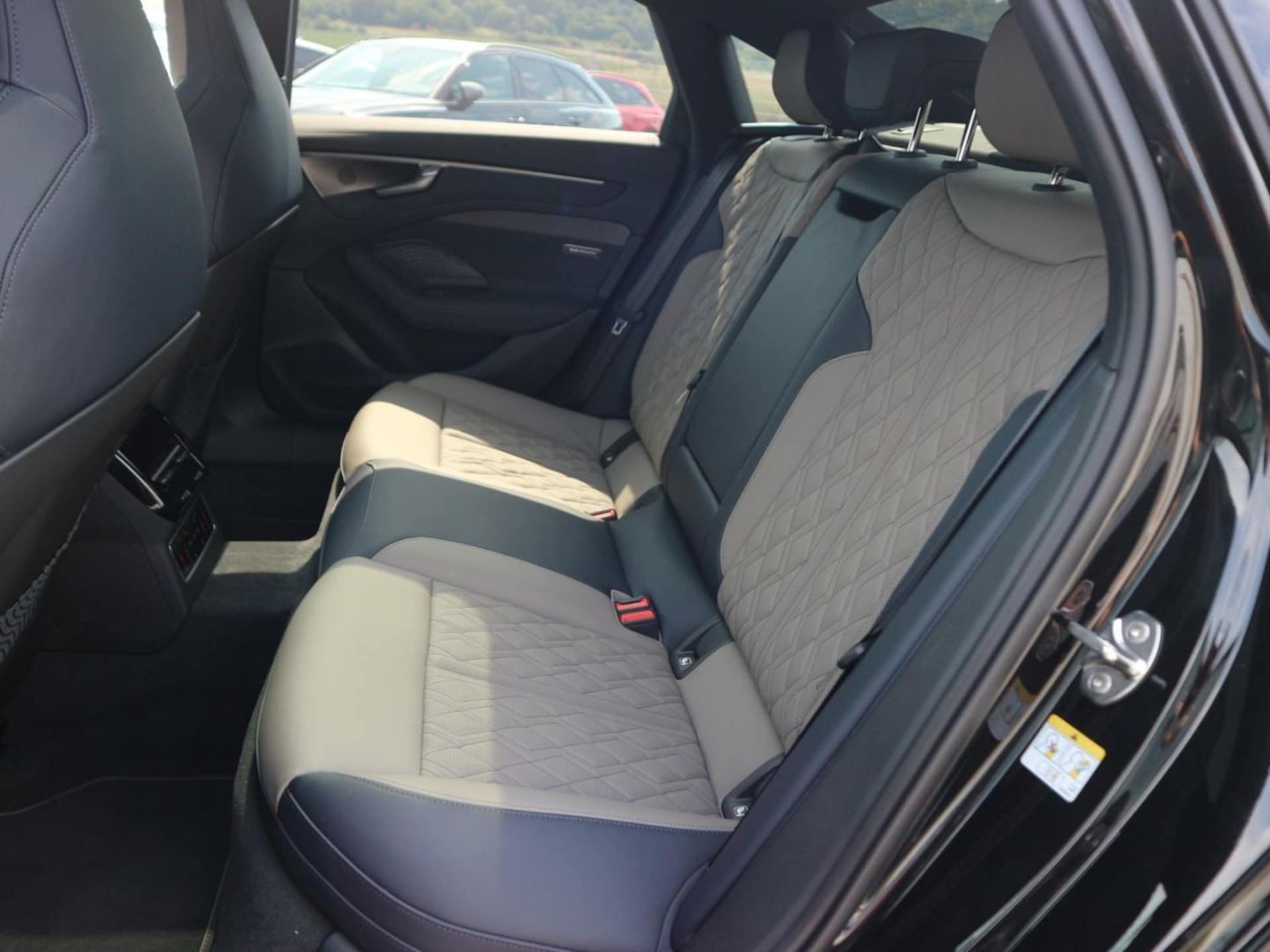Audi A6 Limousine