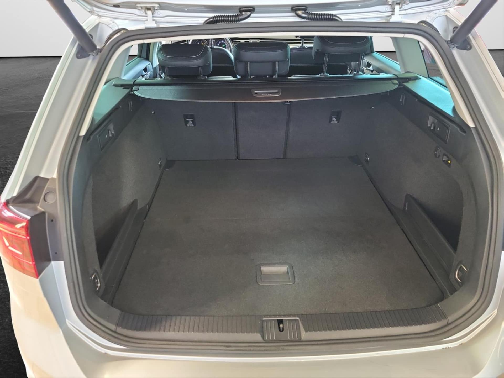 Volkswagen Passat Variant Elegance