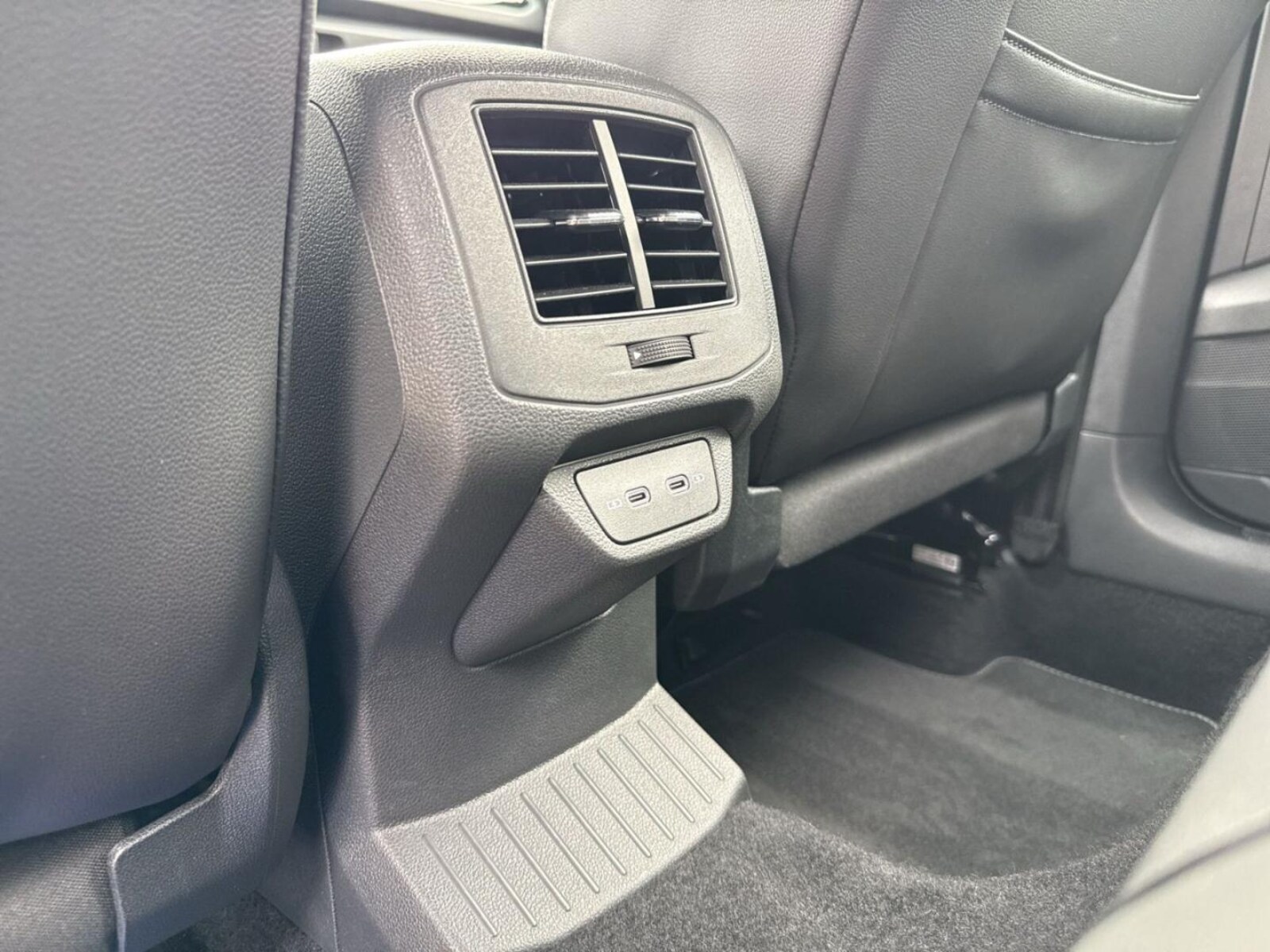 Volkswagen T-Roc – Bild 22