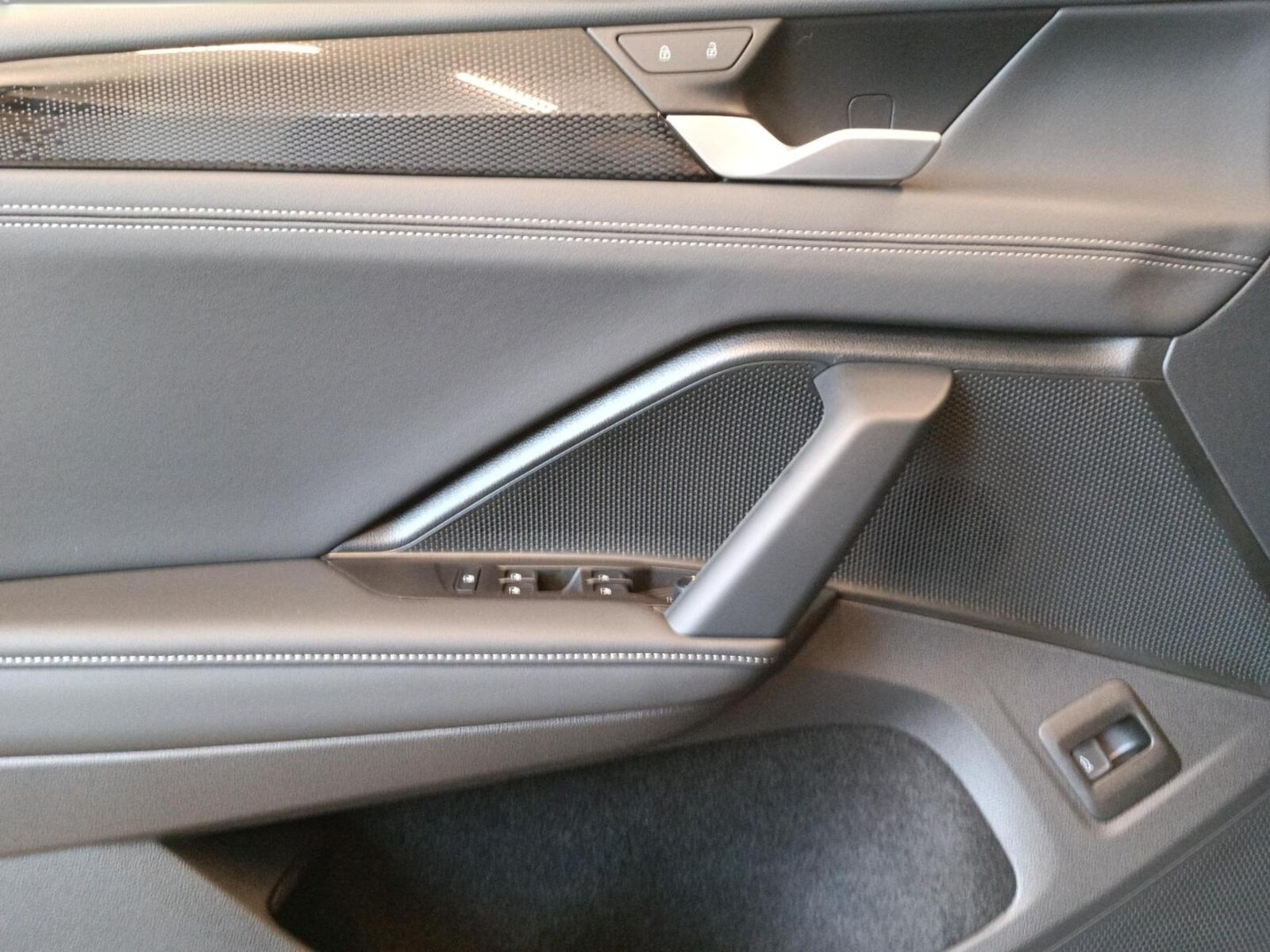 Volkswagen Tiguan – Bild 16