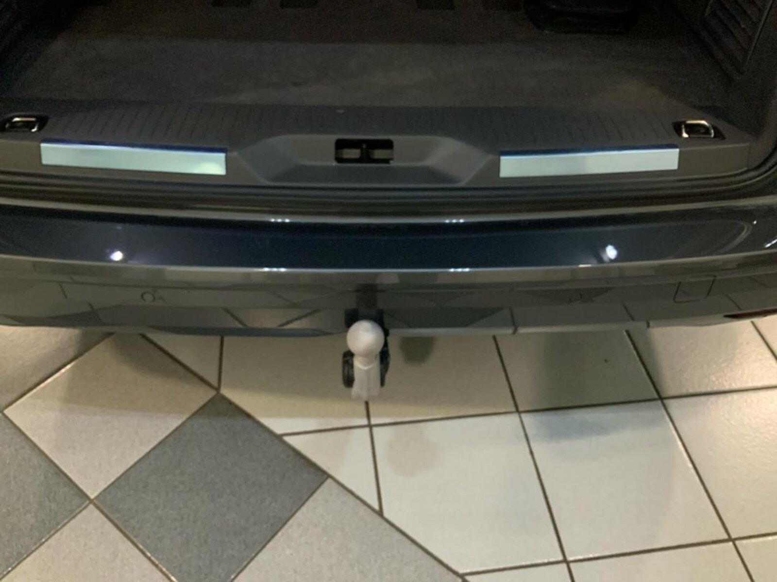Volkswagen Multivan Langversion – Bild 9