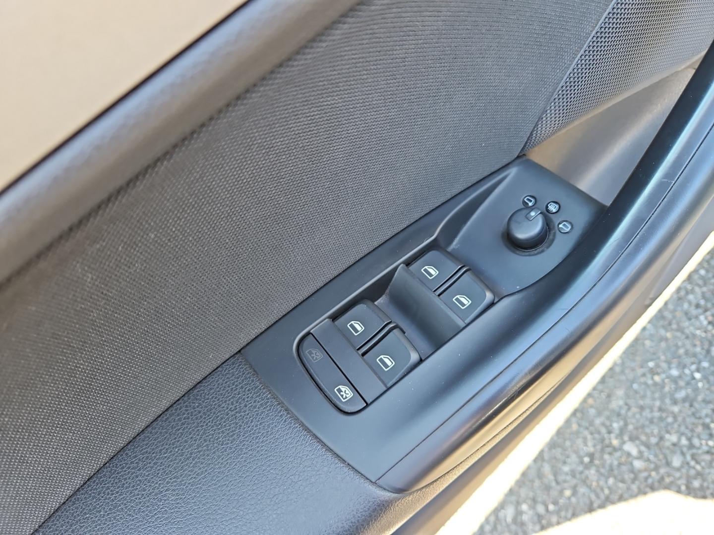 Image about Audi Q3 TFSI 6-Gang