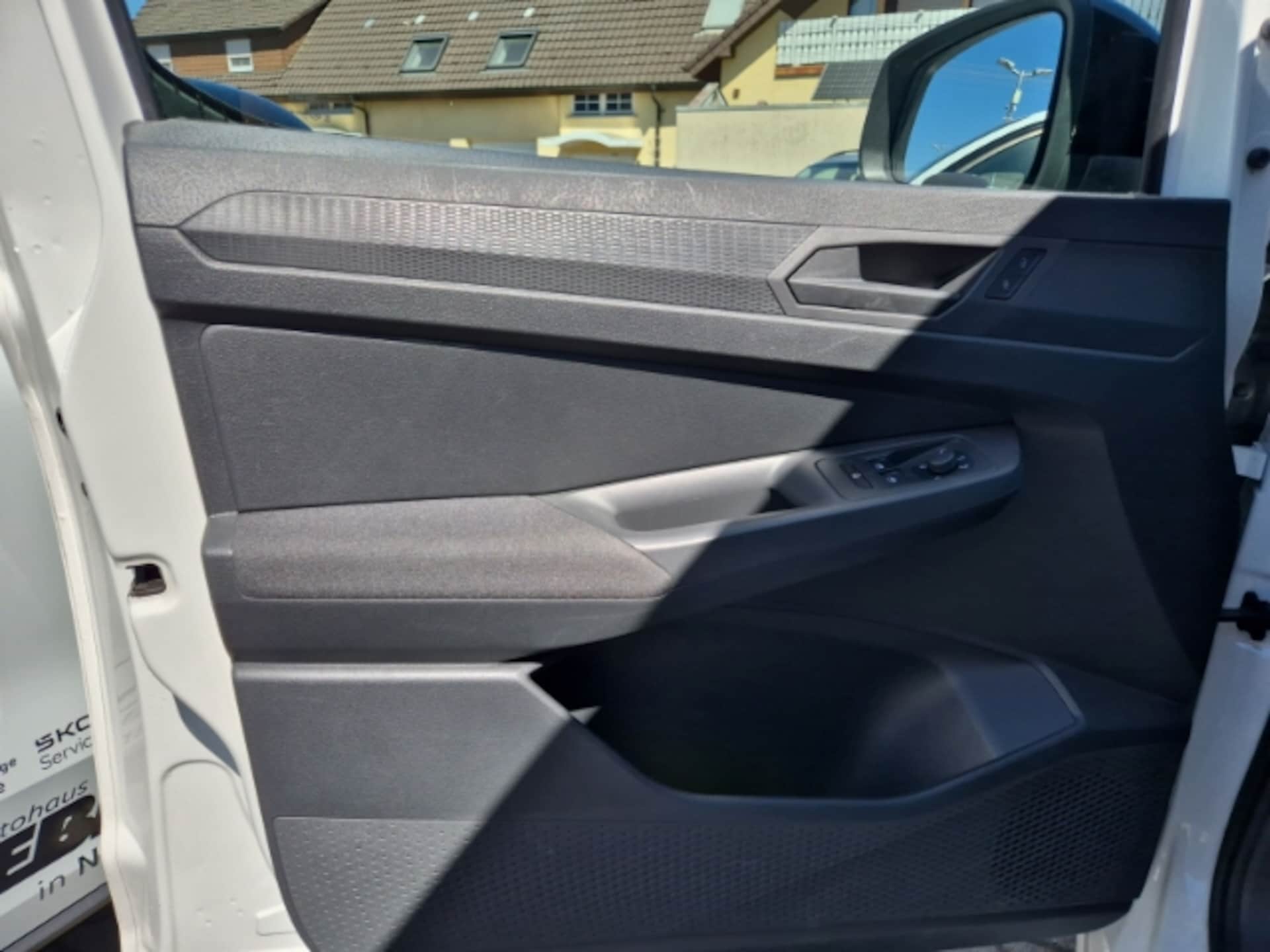 Volkswagen Caddy Basis-Modell