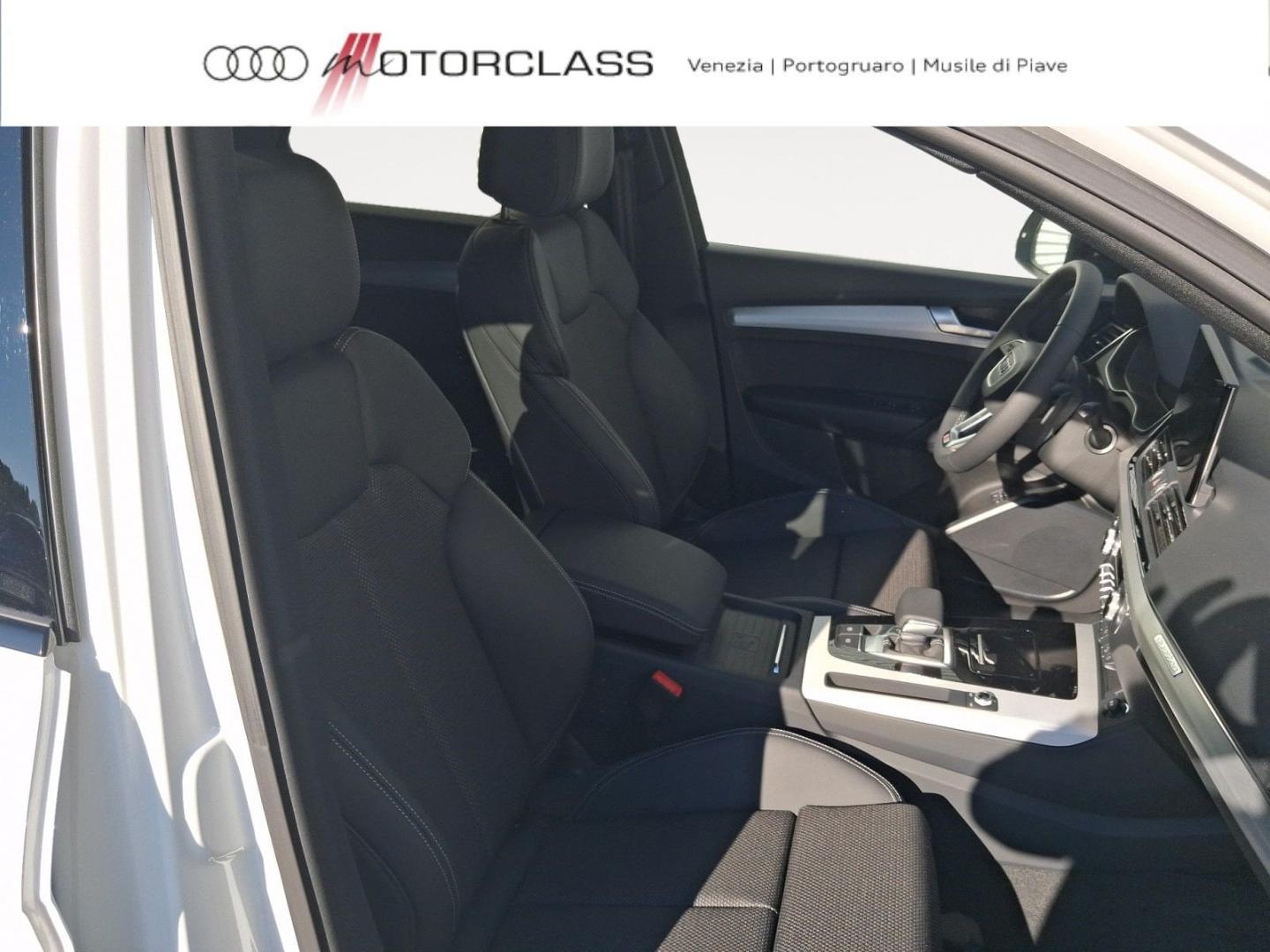 Immagine di Audi Q5 TFSI e S line plus 50 TFSI e quattro 220 kW (299 CV) S tronic - Vista: for more details contact your dealer