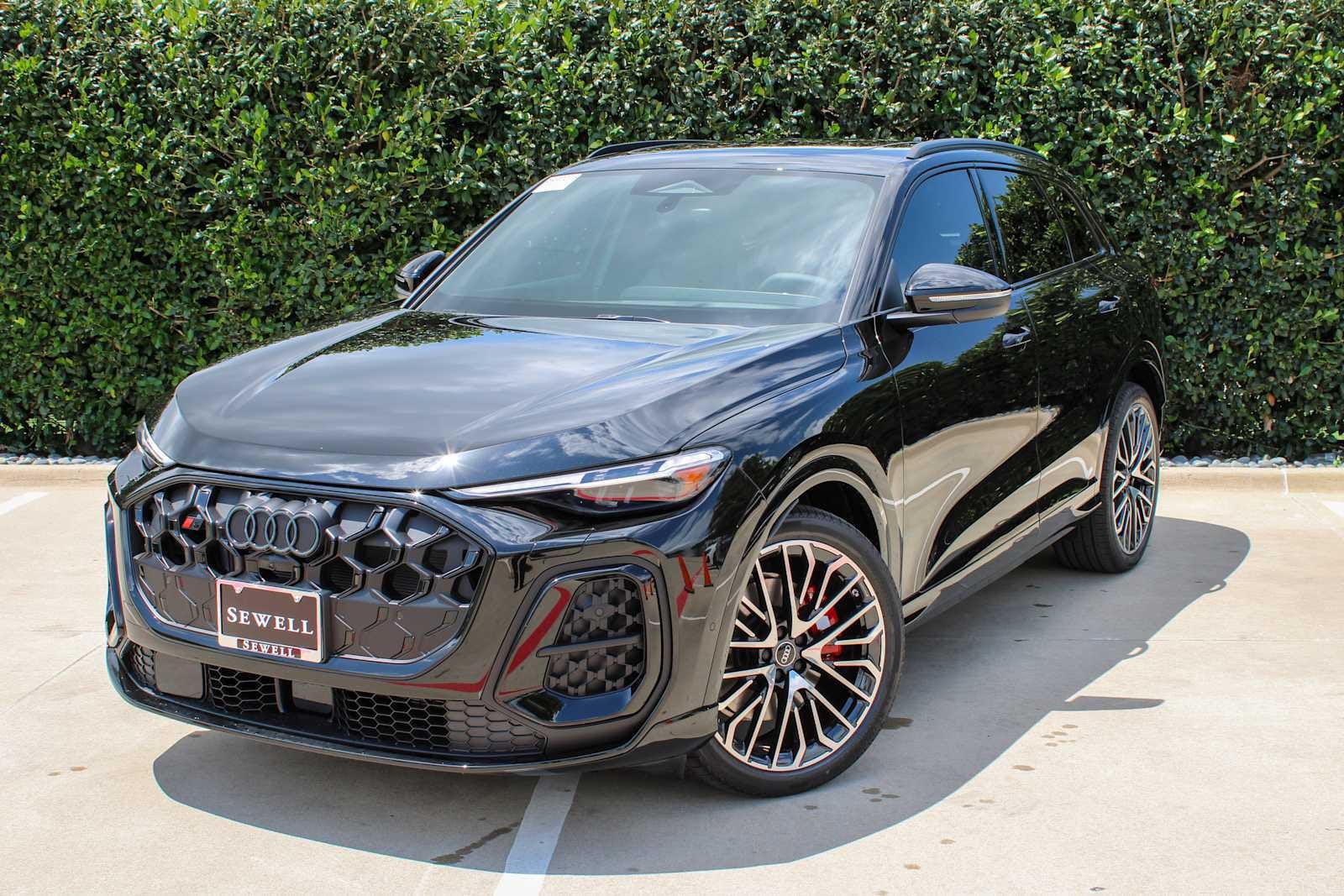 2026 Audi SQ5 Premium Plus quattro's photo