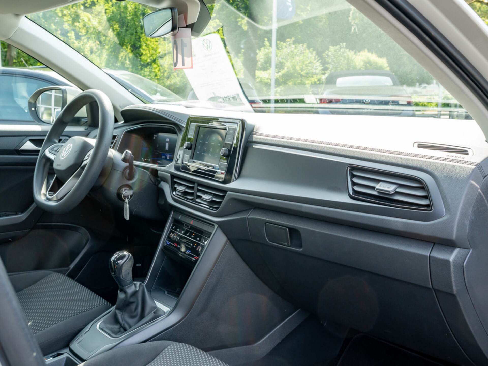 Volkswagen T-Roc Basis-Modell