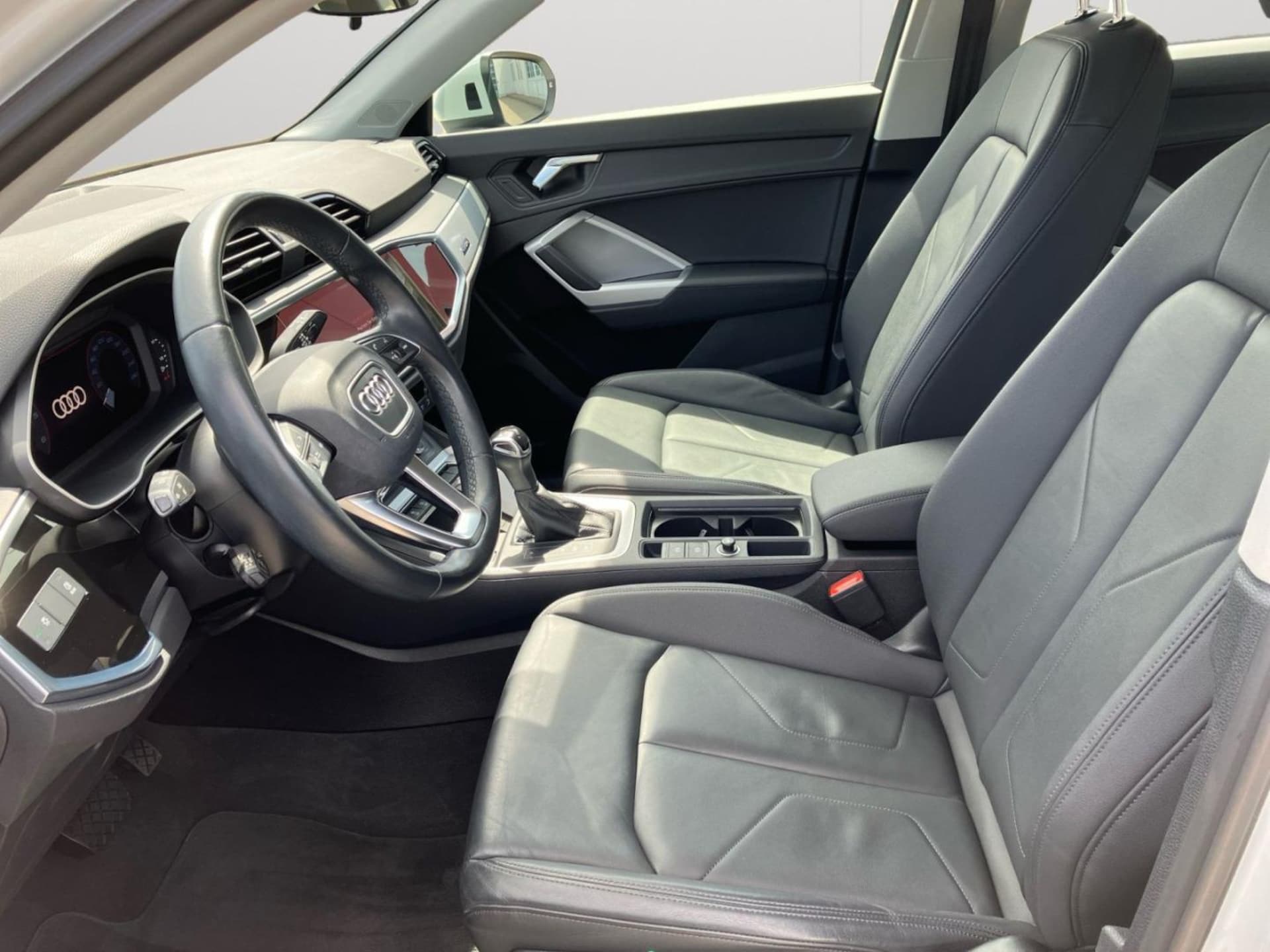 Audi Q3 Sportback S line