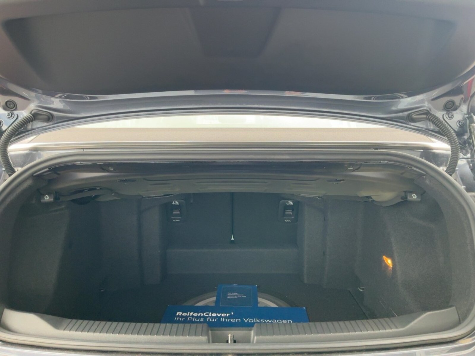 Volkswagen T-Roc Cabriolet – Bild 6