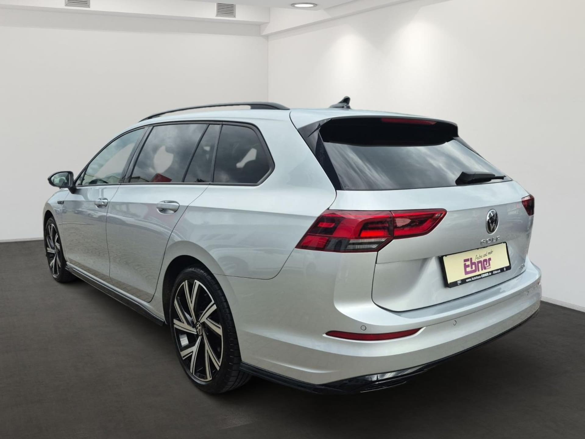 Volkswagen Golf Variant R-Line