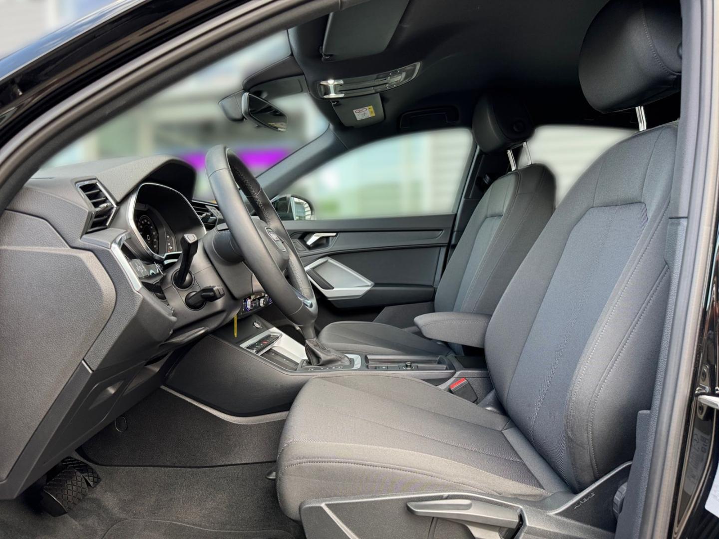Image about Audi Q3 Sportback TFSI e 45 TFSI e S tronic