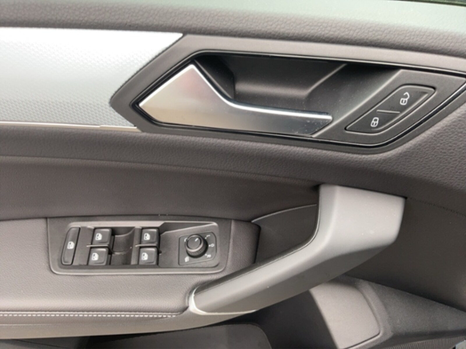 Volkswagen Touran – Bild 12