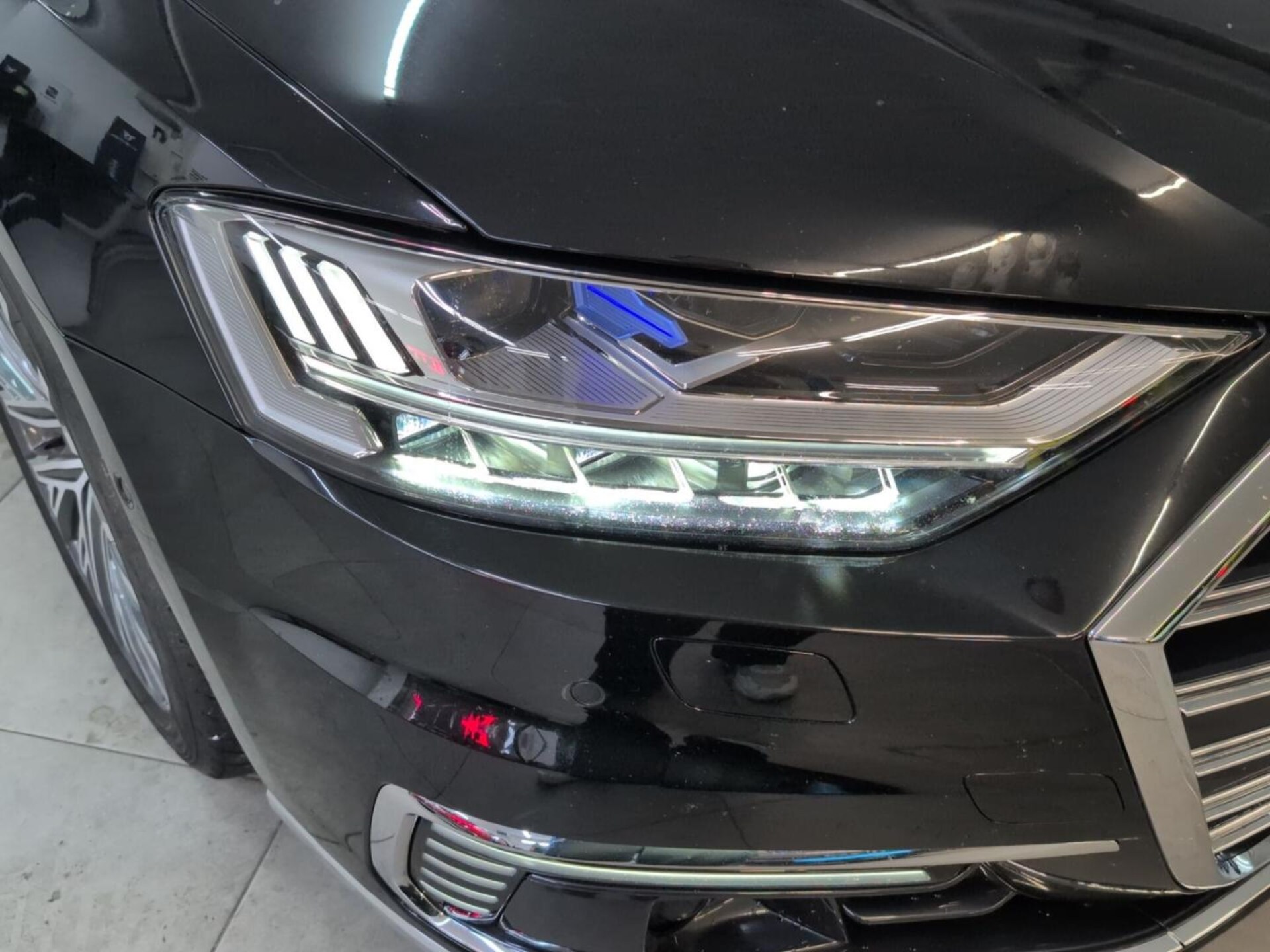 Audi A8 TFSI e