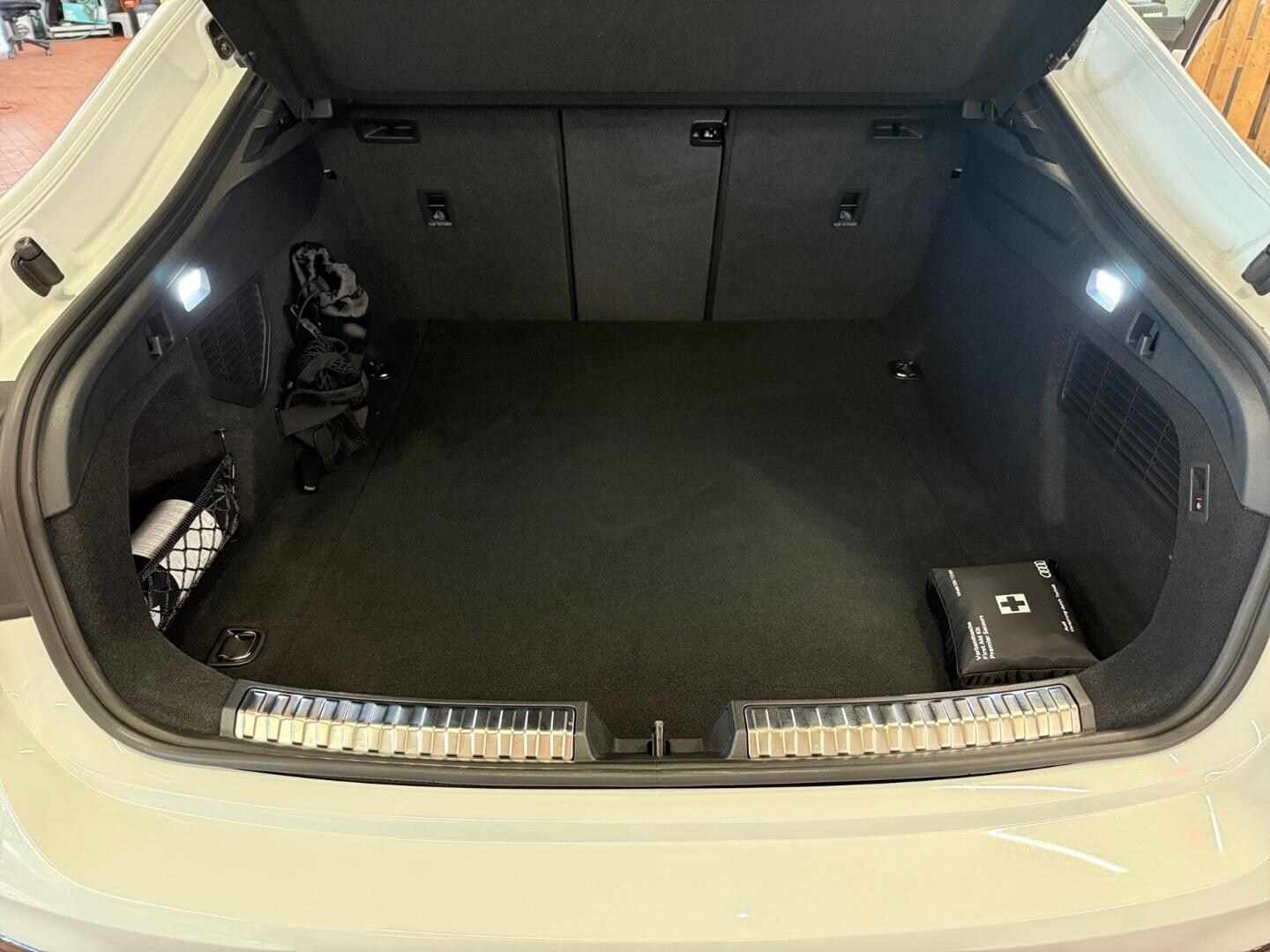 Bild über Audi A5 Limousine TDI 150 kW S tronic - für weitere Informationen kontaktieren Sie den Audi Partner