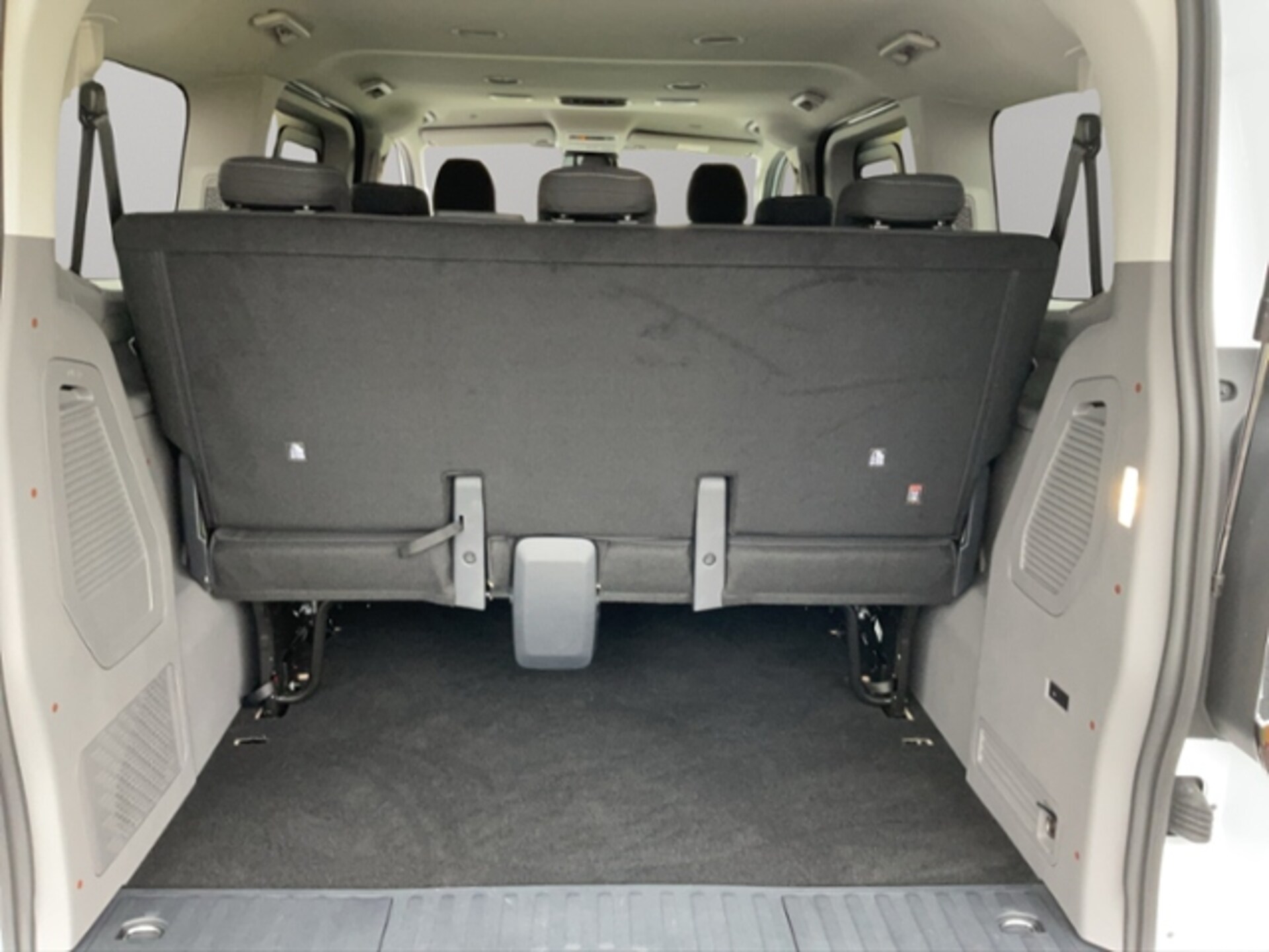 Volkswagen Caravelle Edition