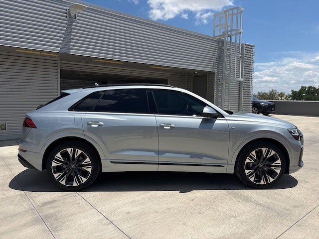2026 Audi Q8