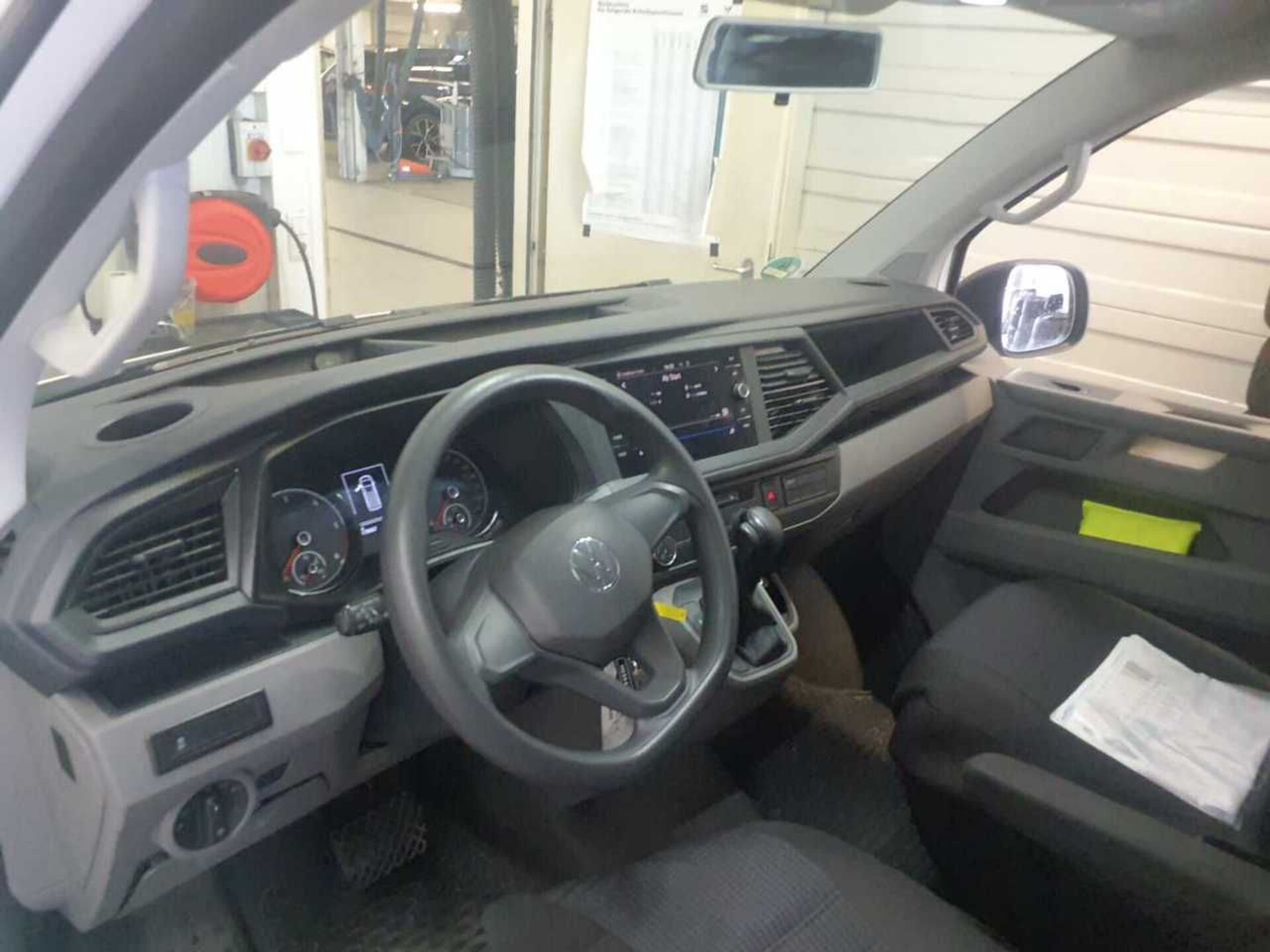 Volkswagen T6.1 Transporter Kasten kurzer Radstand