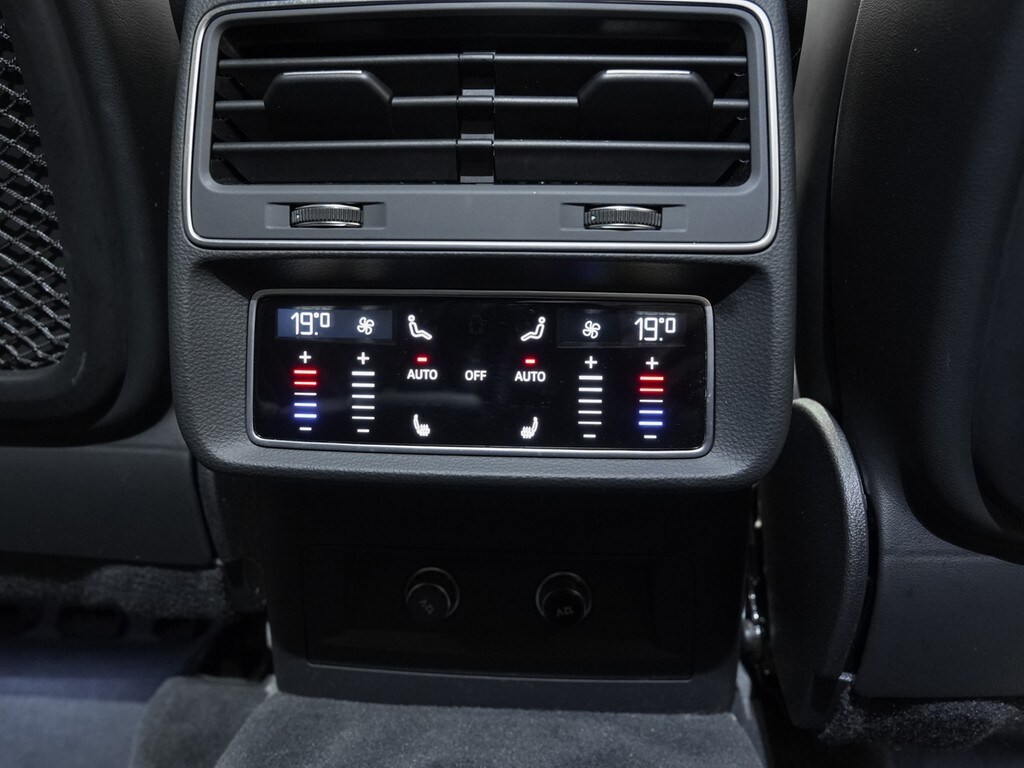 Image about Audi SQ8 TFSI quattro tiptronic