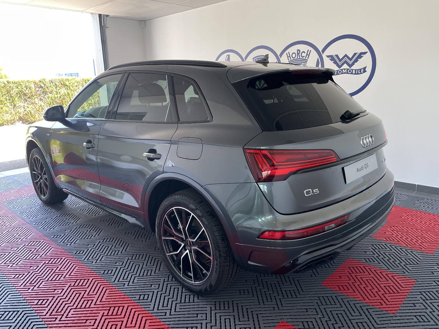 Image about Audi Q5 TFSI e S line 50 TFSI e quattro 220 kW (299 ch) S tronic