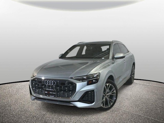 Photo of 2025 Audi Q8 