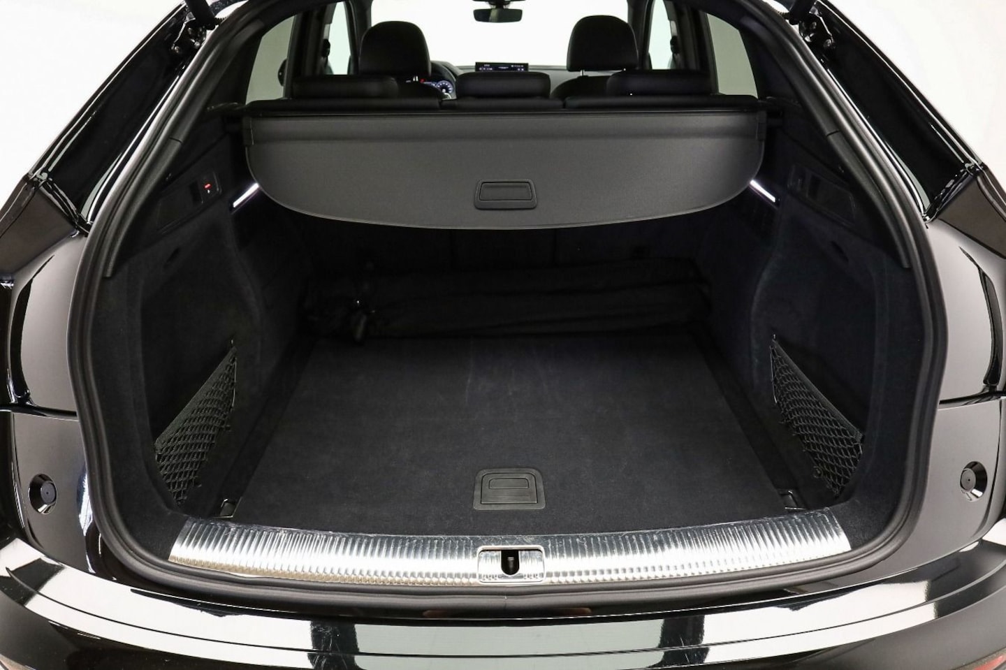 Bild über Audi Q5 Sportback 45 TFSI quattro S tronic - für weitere Informationen kontaktieren Sie den Audi Partner